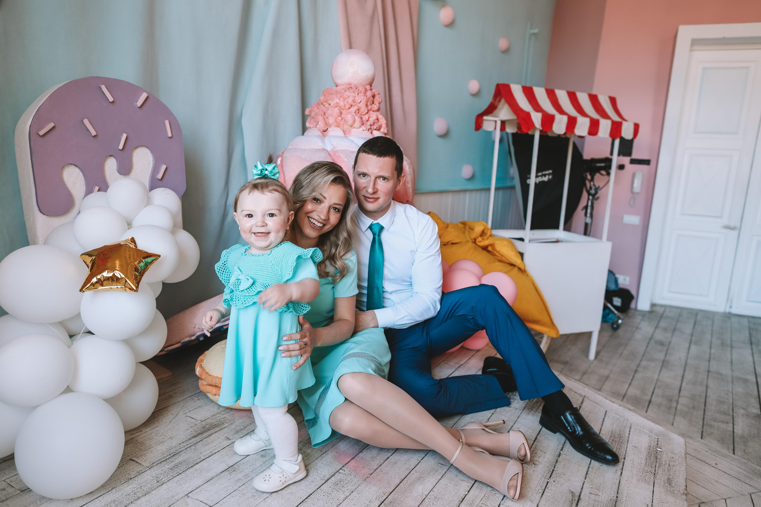 Годик Зал Детская. Фотограф и Видеограф в Санкт-Петербурге Алиса Шандрик