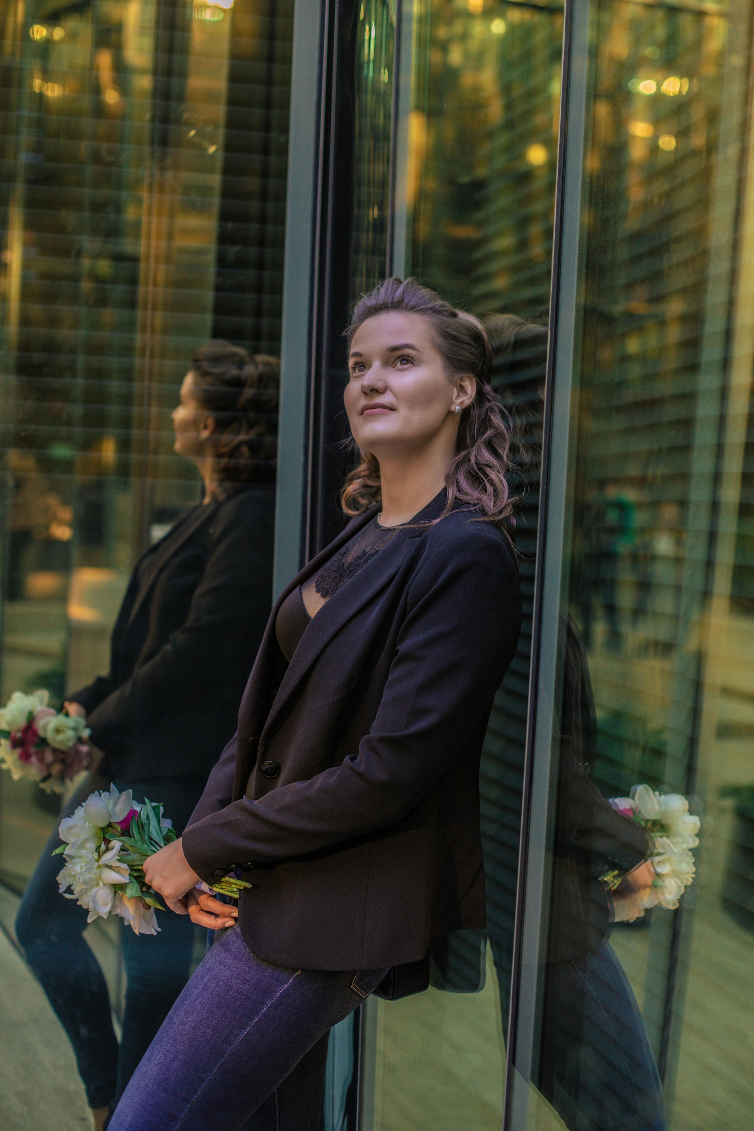 Настя Исакиевский собор + зеркальный дворик. Фотограф и Видеограф в Санкт-Петербурге Алиса Шандрик