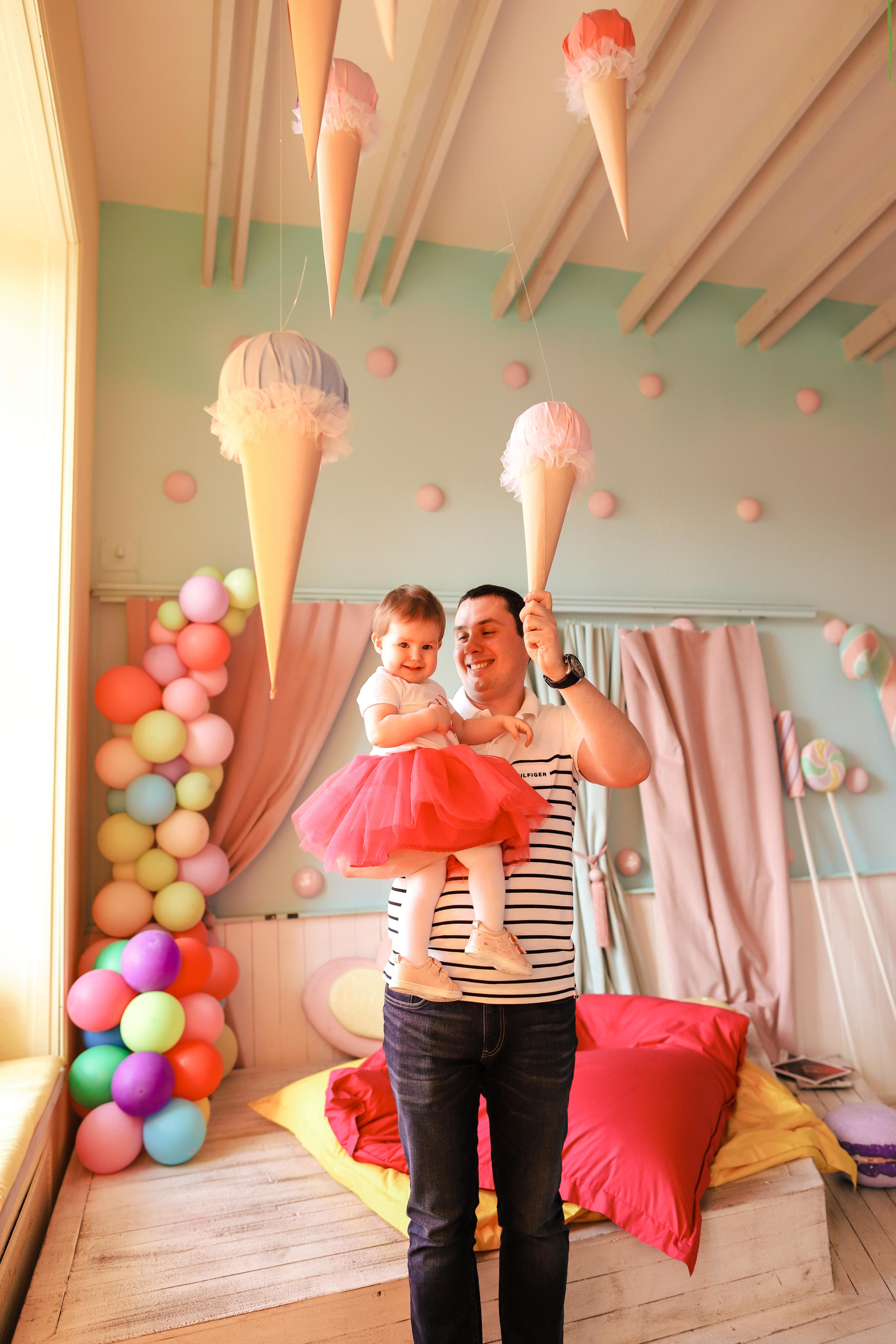 Годик Зал детская. Фотограф и Видеограф в Санкт-Петербурге Алиса Шандрик