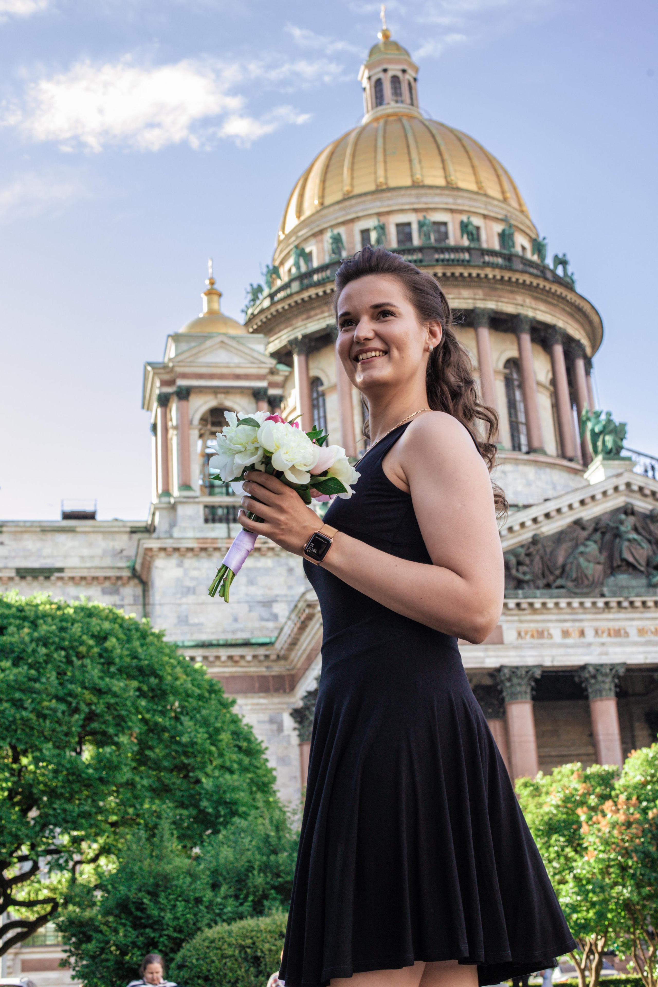 Настя Исакиевский собор + зеркальный дворик. Фотограф и Видеограф в Санкт-Петербурге Алиса Шандрик
