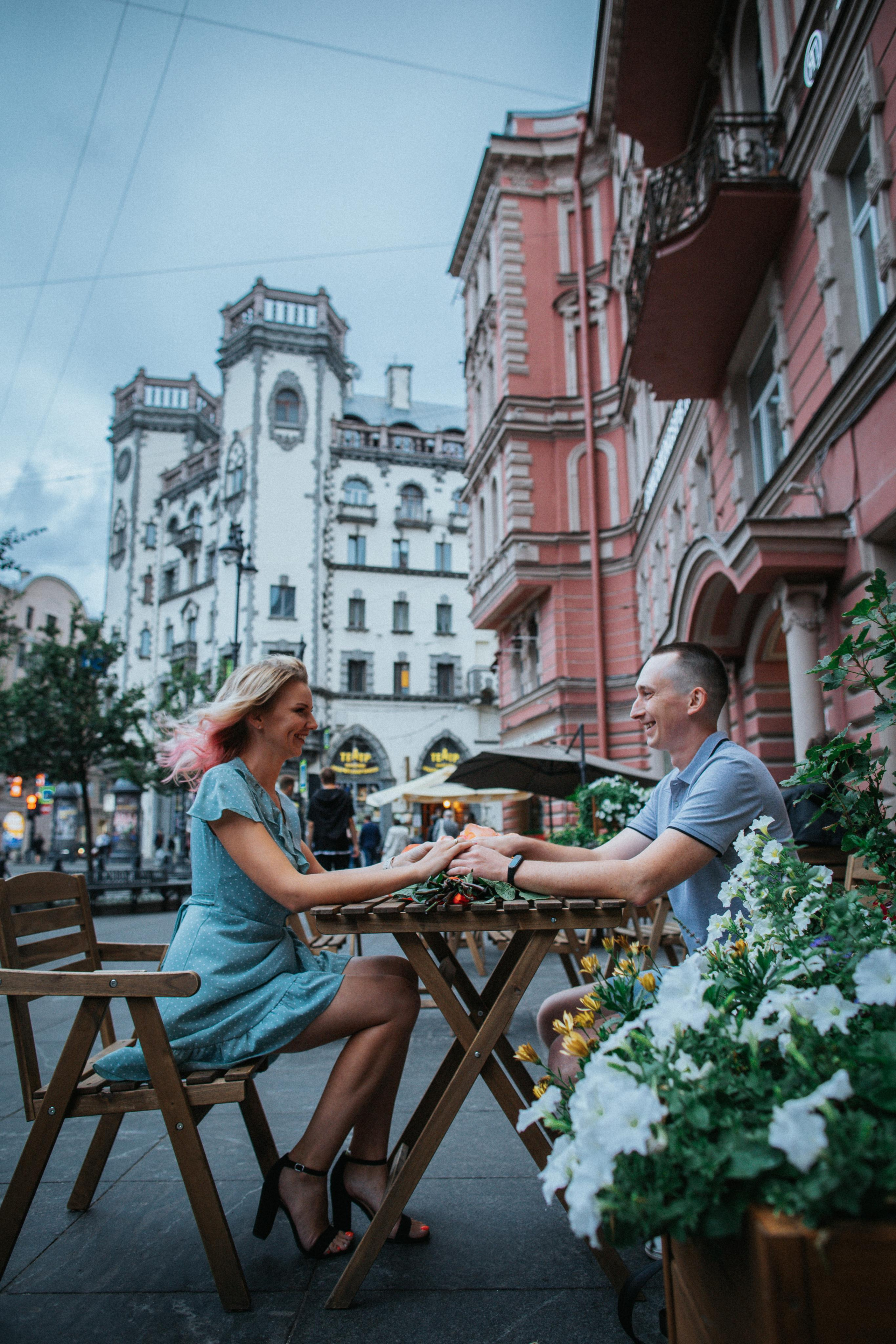 Катя с супругом Петроградка + Шоколад бар. Фотограф и Видеограф в Санкт-Петербурге Алиса Шандрик