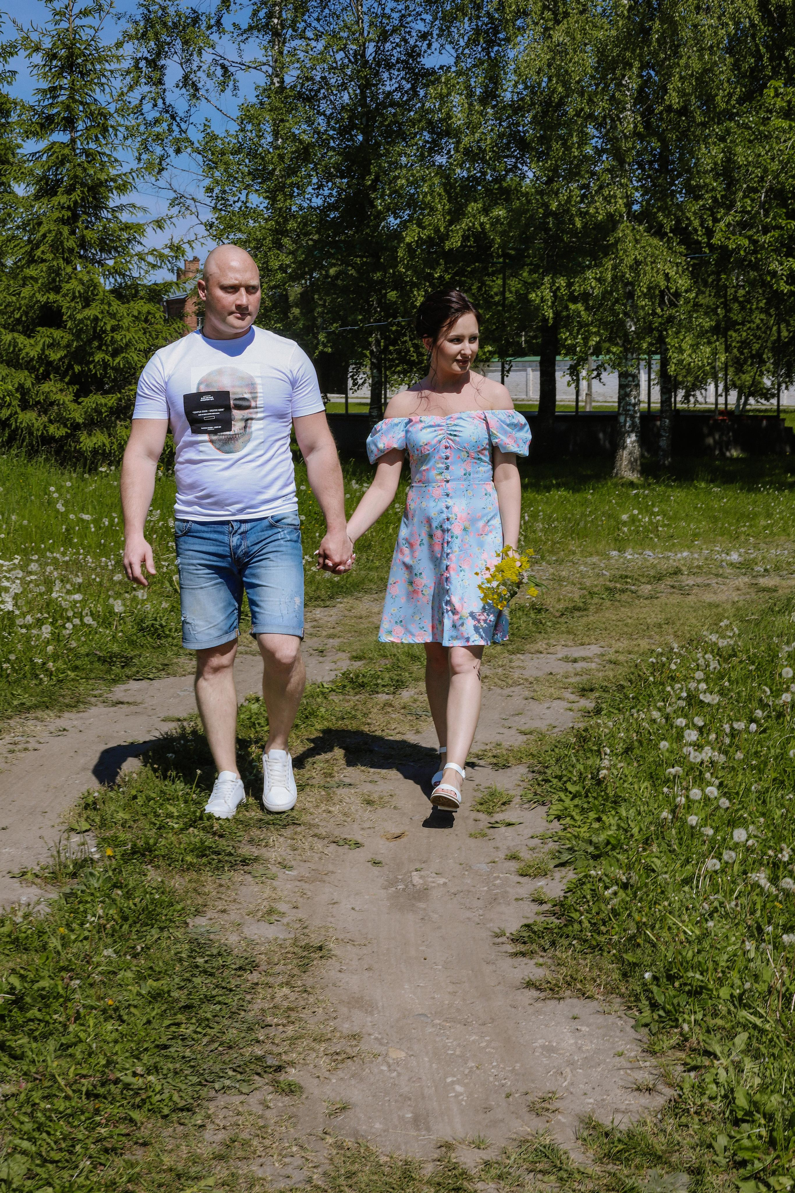 Старая Ладога с лошадью Катя и Сергей. Фотограф и Видеограф в Санкт-Петербурге Алиса Шандрик