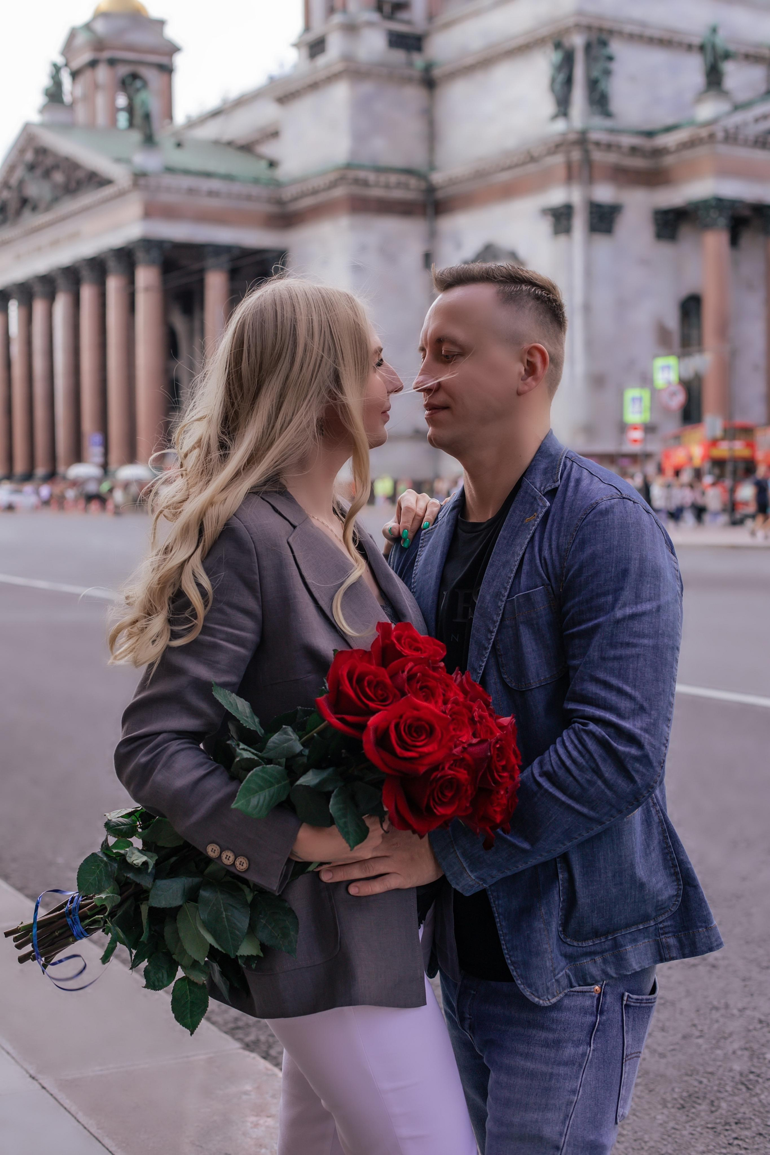 Марина и Сергей прогулка по достопримечательностям СПб. Фотограф и Видеограф в Санкт-Петербурге Алиса Шандрик