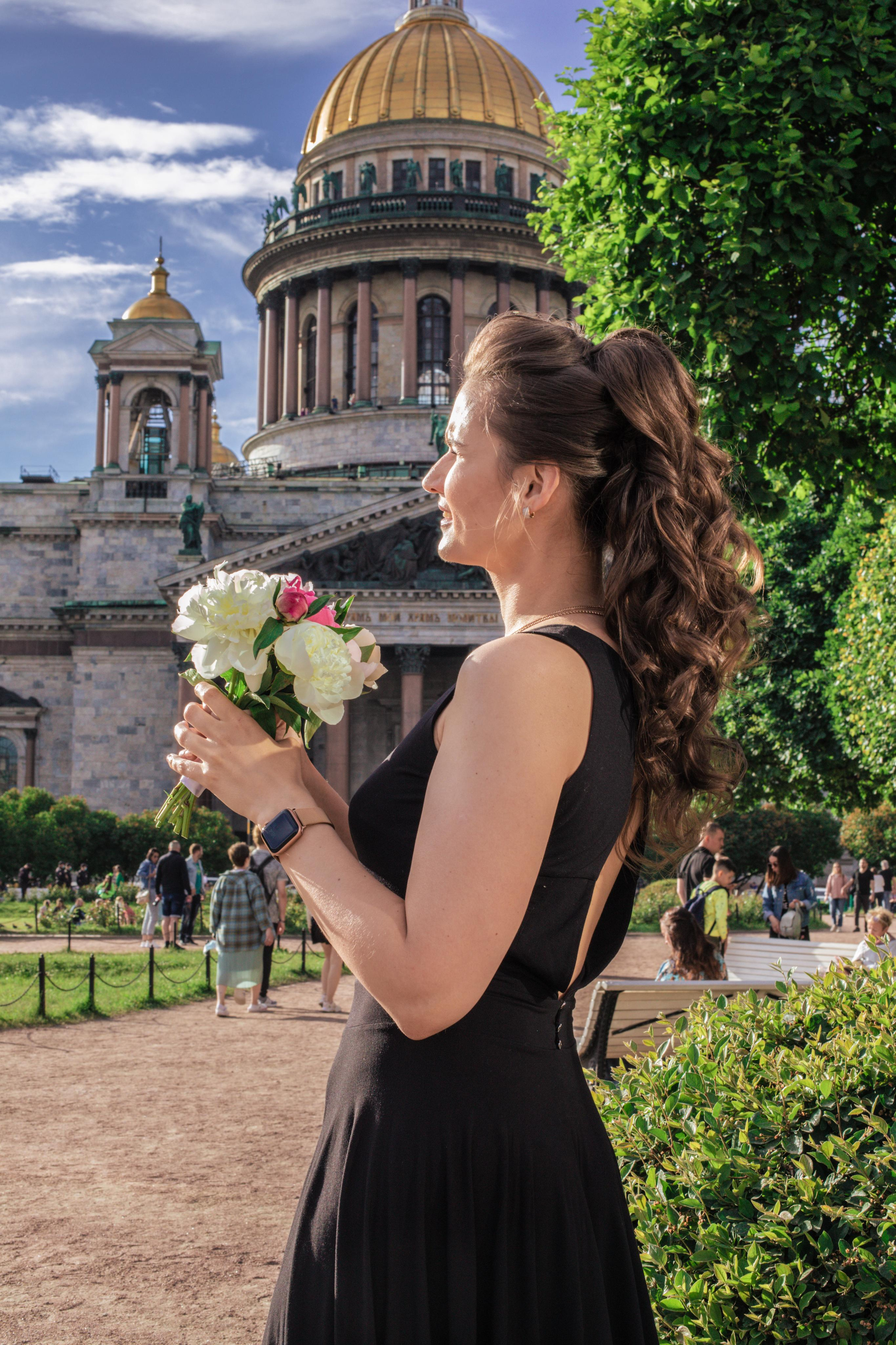 Настя Исакиевский собор + зеркальный дворик. Фотограф и Видеограф в Санкт-Петербурге Алиса Шандрик