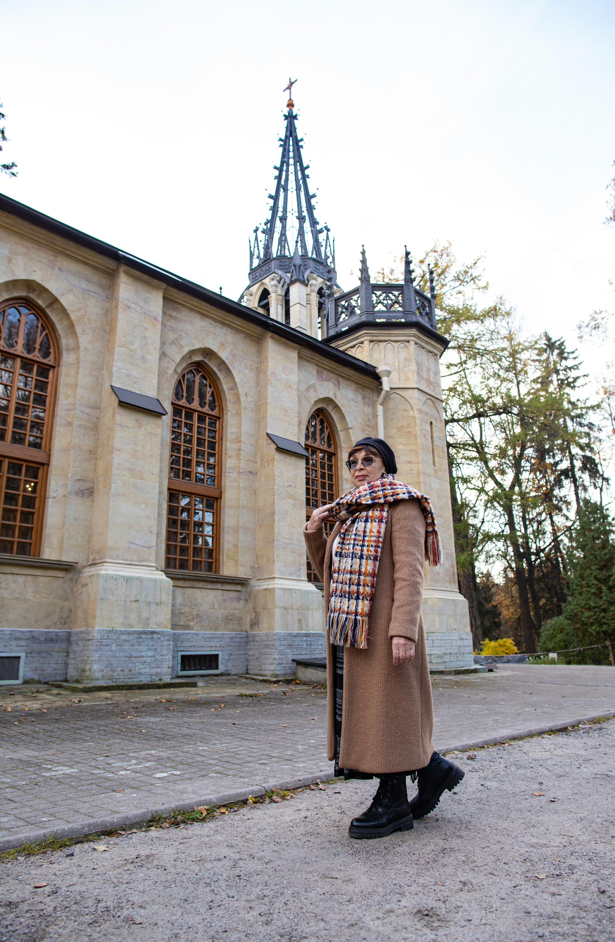 Аня с мамой Шуваловский парк. Фотограф и Видеограф в Санкт-Петербурге Алиса Шандрик