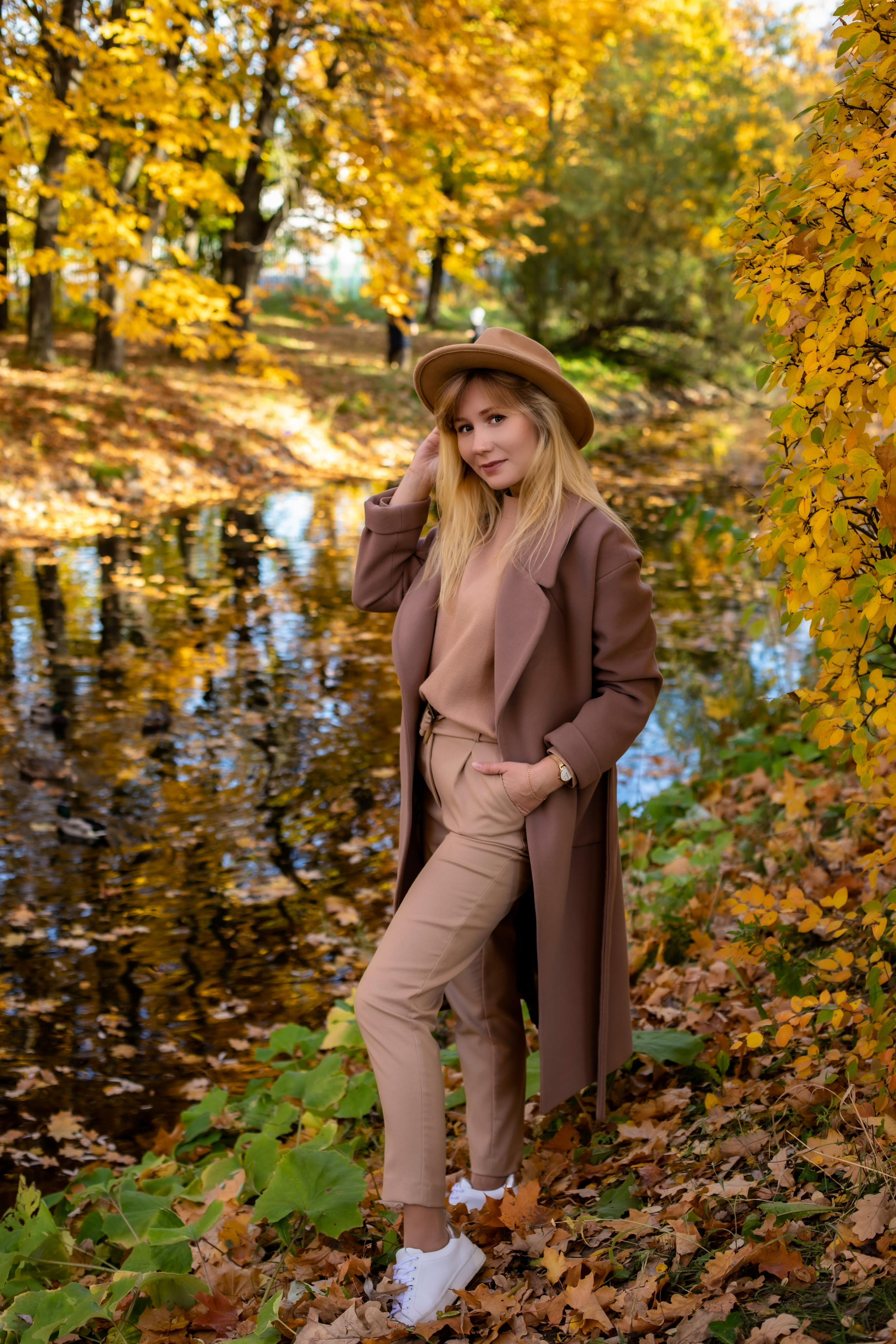 Осень. Парк победы Аня с Лерой. Фотограф и Видеограф в Санкт-Петербурге Алиса Шандрик