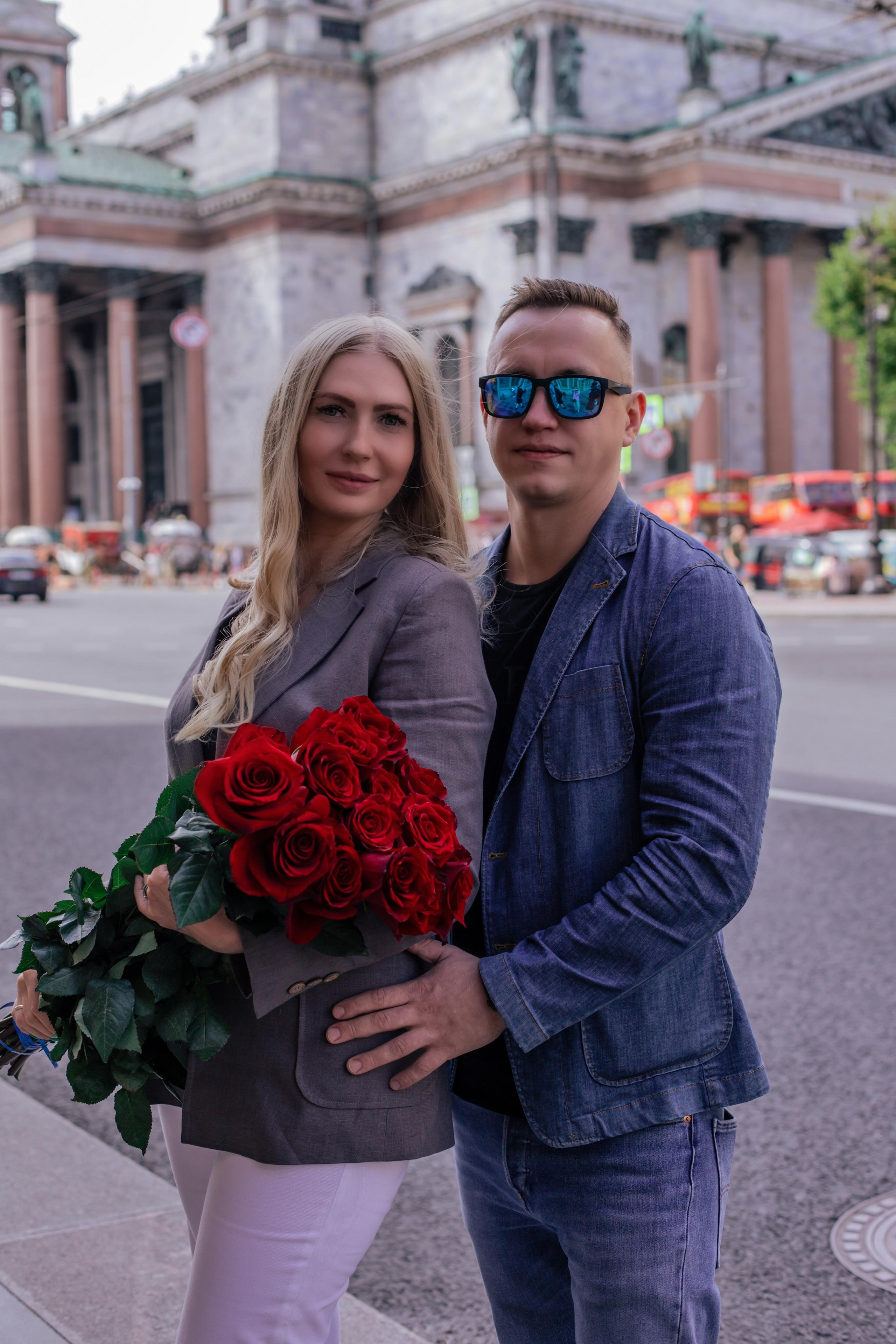 Марина и Сергей прогулка по достопримечательностям СПб. Фотограф и Видеограф в Санкт-Петербурге Алиса Шандрик