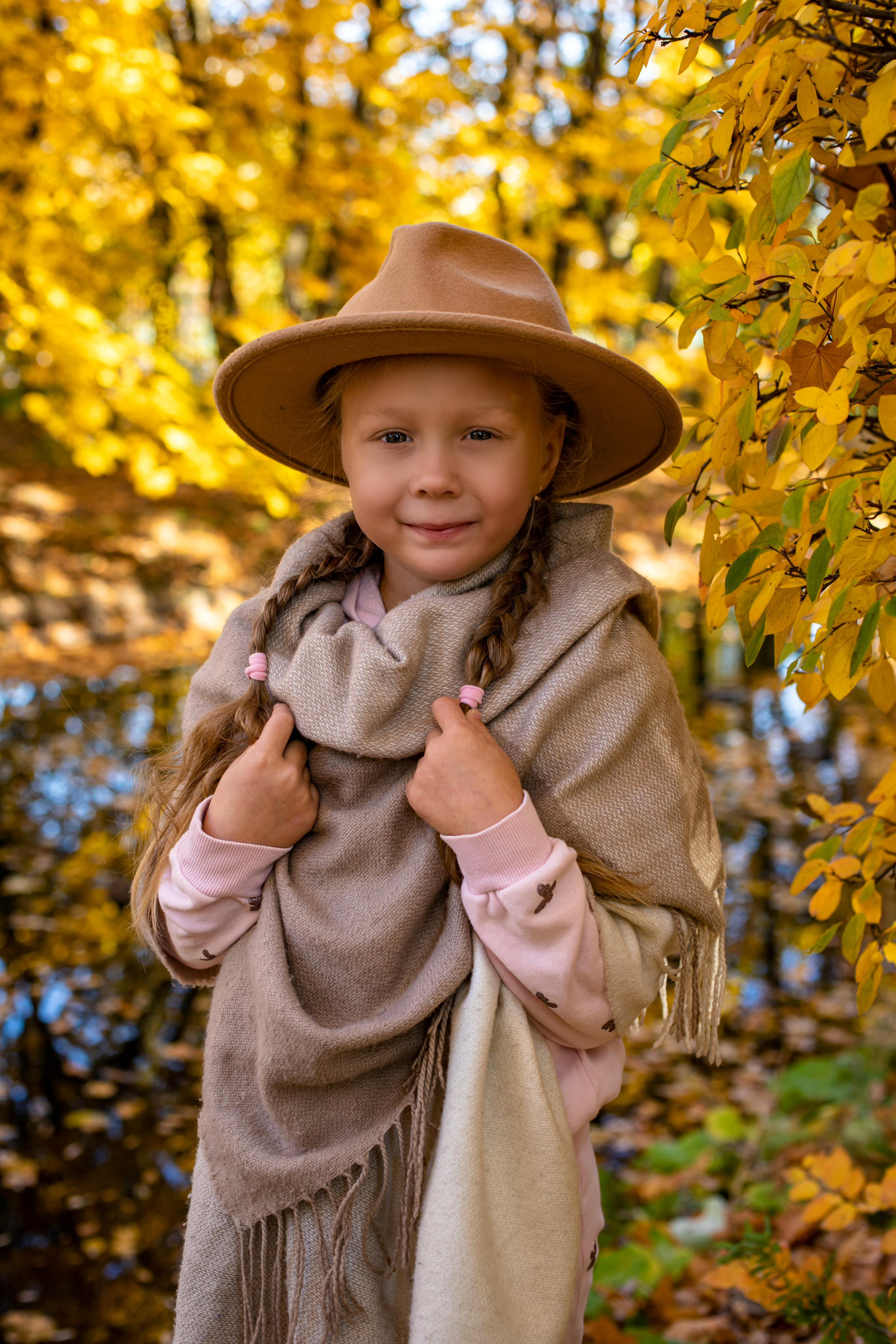 Осень. Парк победы Аня с Лерой. Фотограф и Видеограф в Санкт-Петербурге Алиса Шандрик