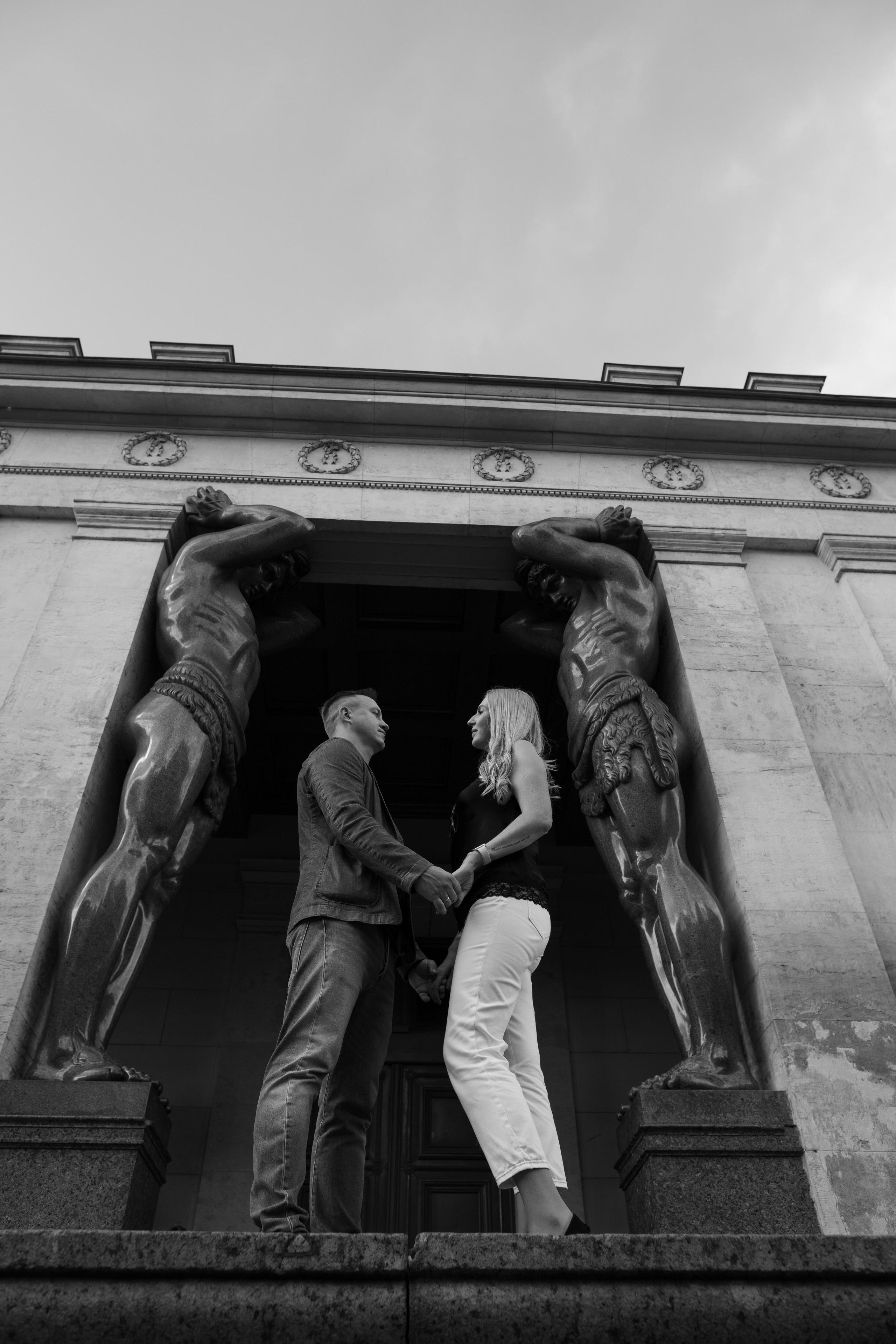 Марина и Сергей прогулка по достопримечательностям СПб. Фотограф и Видеограф в Санкт-Петербурге Алиса Шандрик