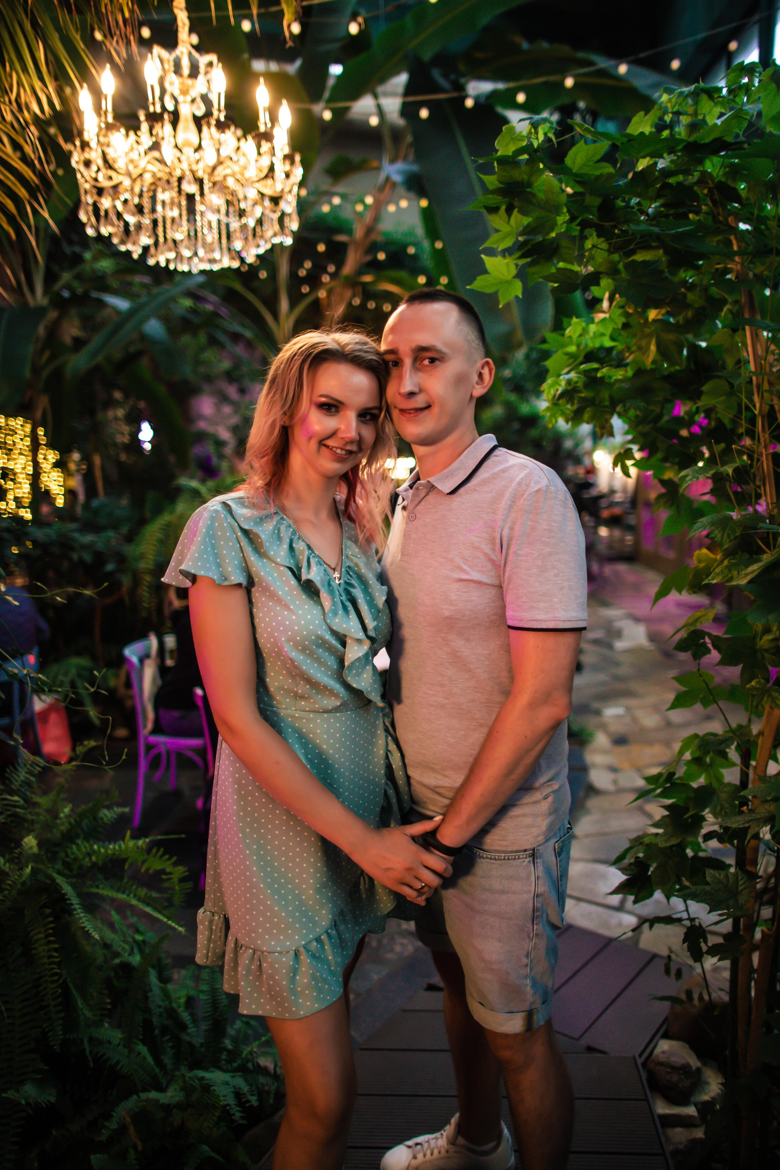 Катя с супругом Петроградка + Шоколад бар. Фотограф и Видеограф в Санкт-Петербурге Алиса Шандрик