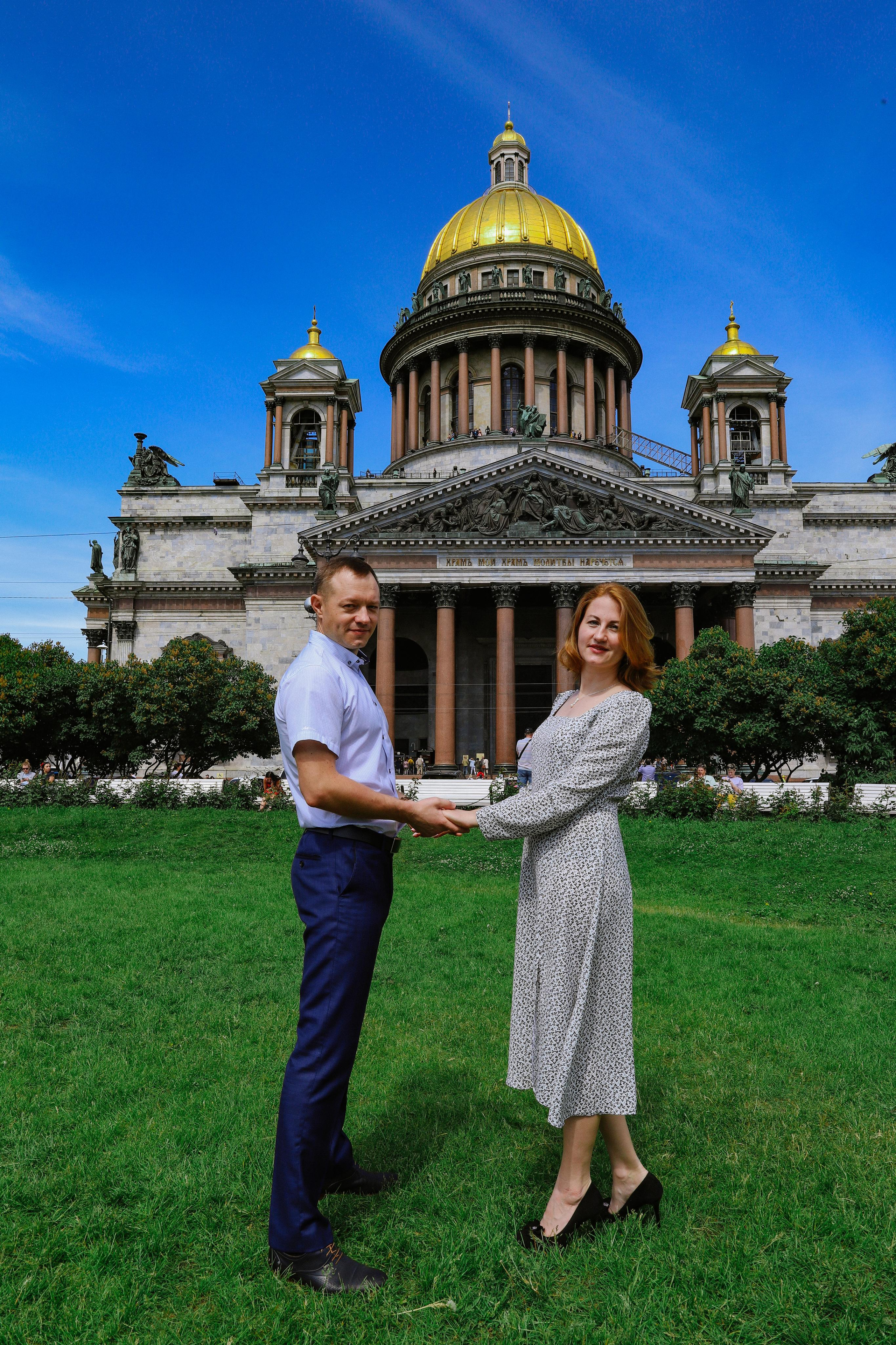 Татьяна с супругом Исакиеский собор + зеркальный дворик. Фотограф и Видеограф в Санкт-Петербурге Алиса Шандрик