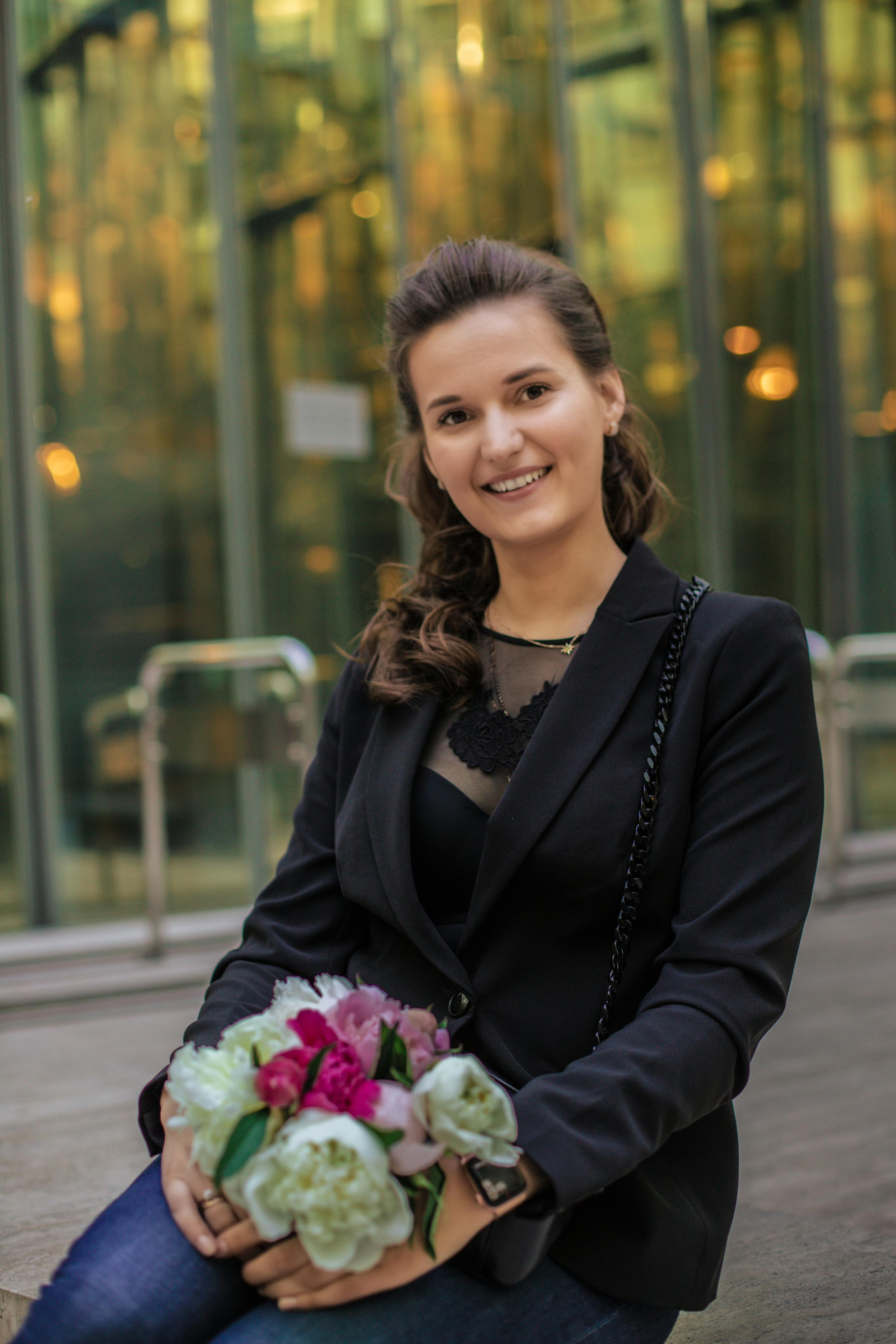 Настя Исакиевский собор + зеркальный дворик. Фотограф и Видеограф в Санкт-Петербурге Алиса Шандрик