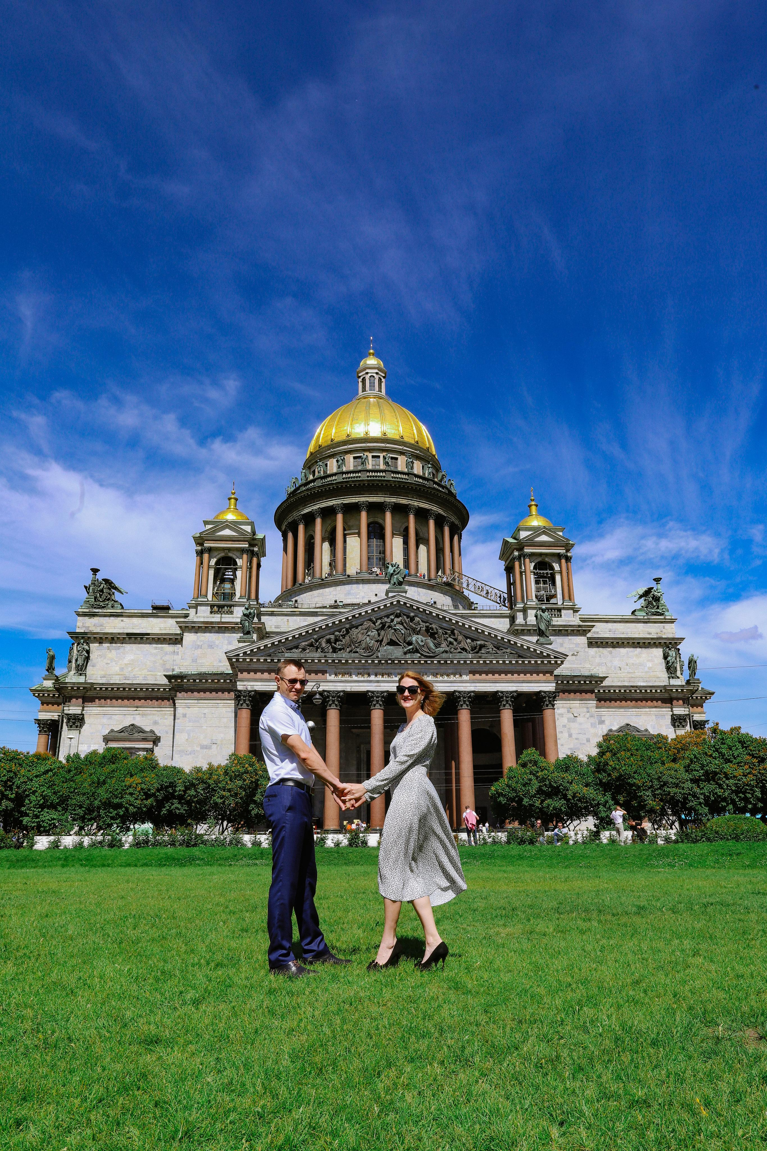 Татьяна с супругом Исакиеский собор + зеркальный дворик. Фотограф и Видеограф в Санкт-Петербурге Алиса Шандрик