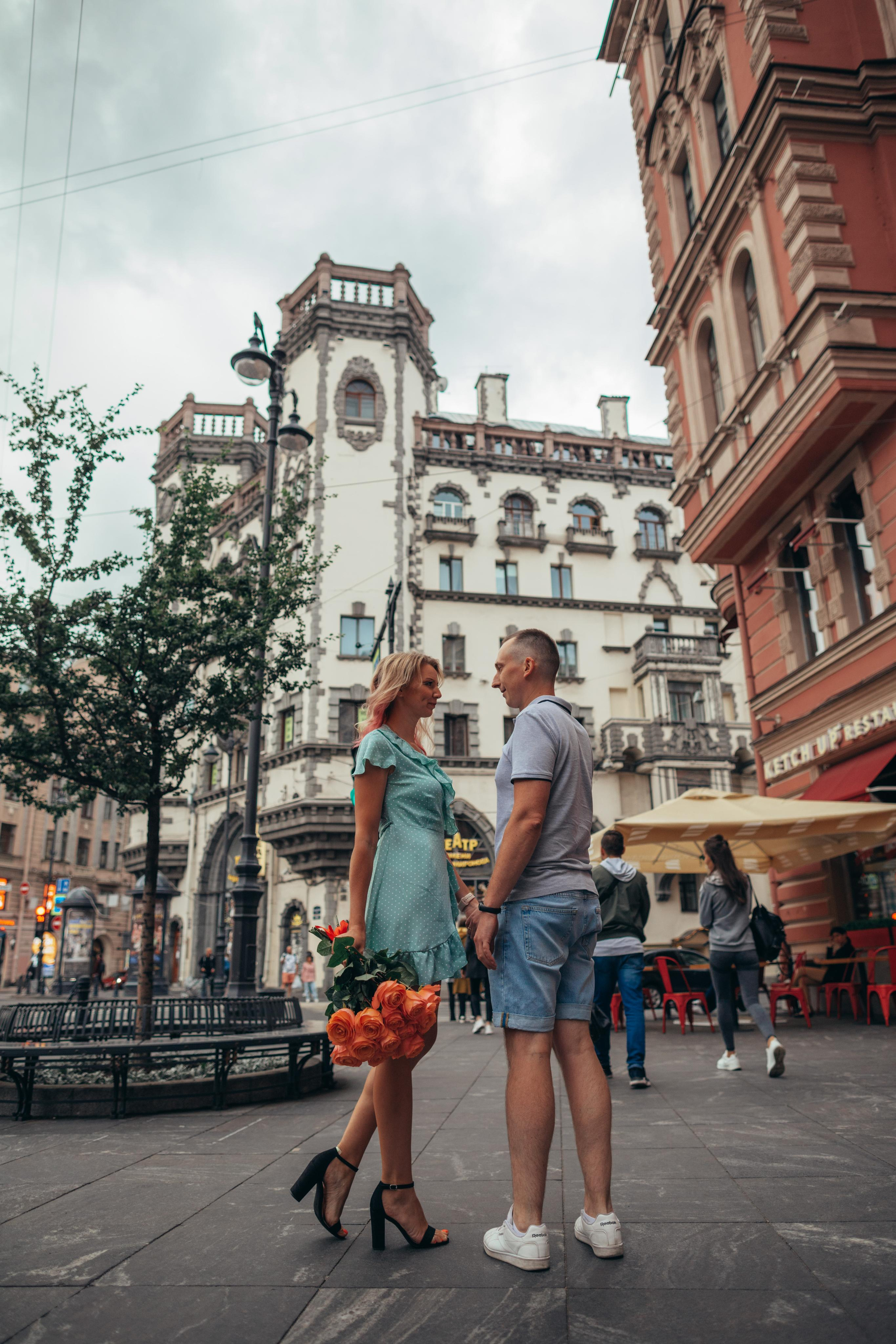 Катя с супругом Петроградка + Шоколад бар. Фотограф и Видеограф в Санкт-Петербурге Алиса Шандрик