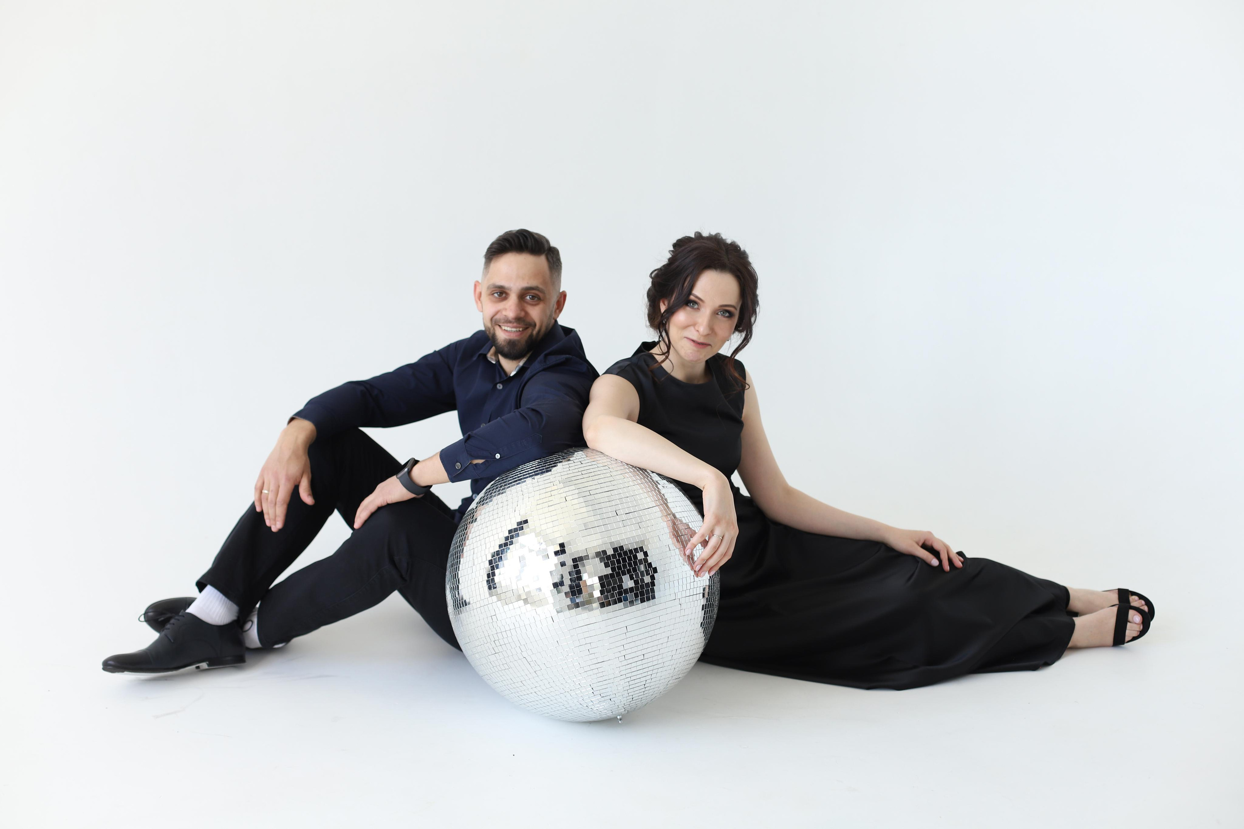 Катя с супругом т шаром. Фотограф и Видеограф в Санкт-Петербурге Алиса Шандрик