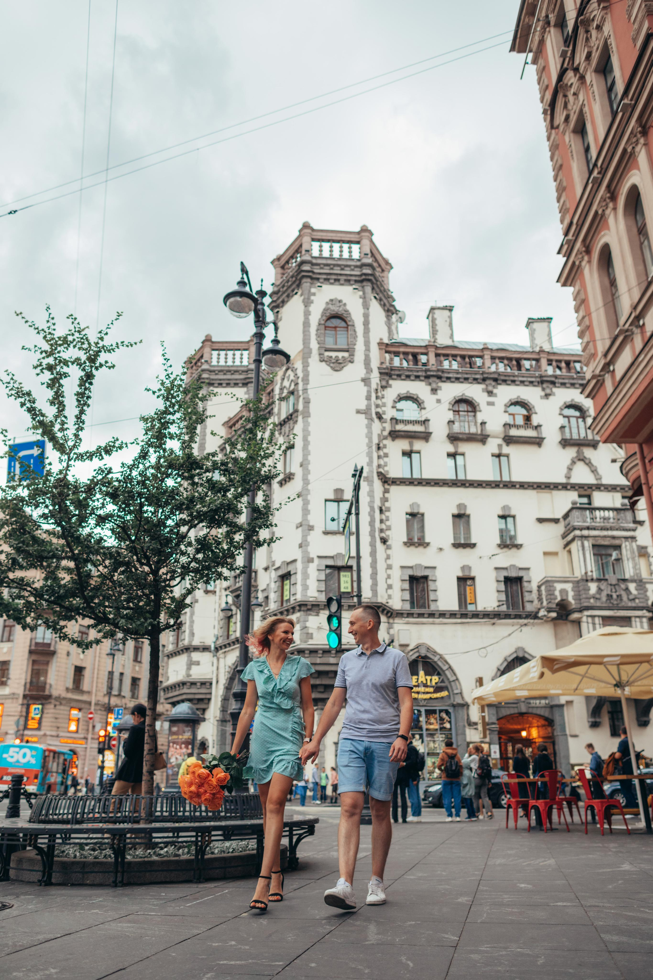 Катя с супругом Петроградка + Шоколад бар. Фотограф и Видеограф в Санкт-Петербурге Алиса Шандрик