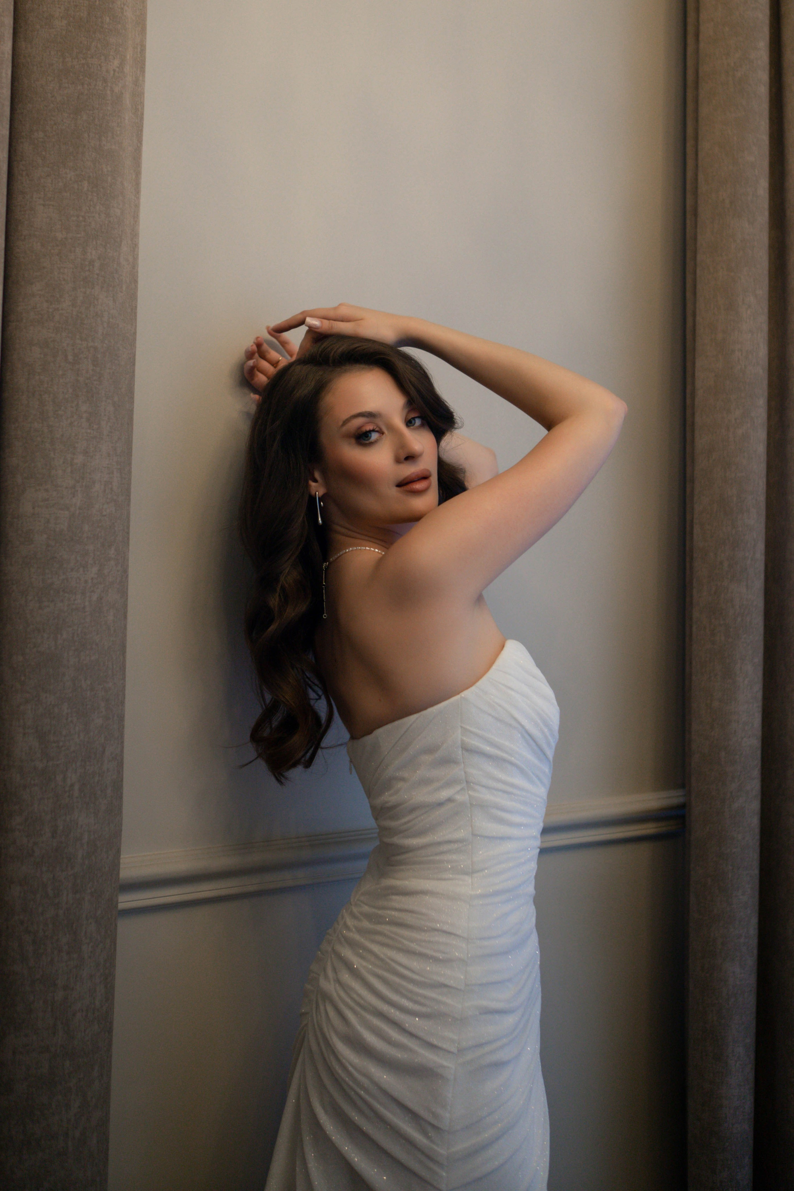 Настя и Дима: свадебная съемка в отеле. Фотограф в Иркутске