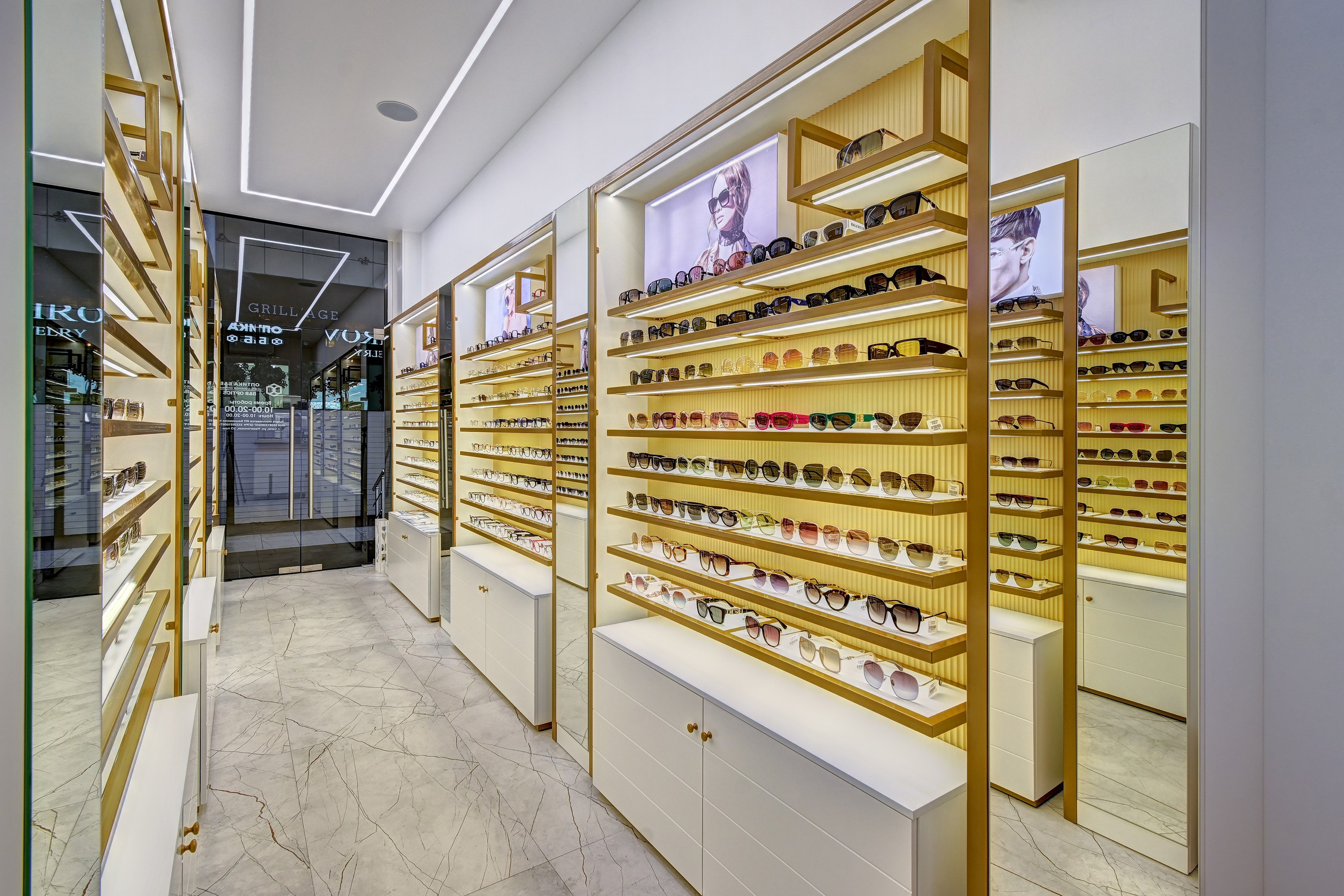 Салон оптики в Сочи. Интерьерный фотограф в Сочи | Роман Сусленко