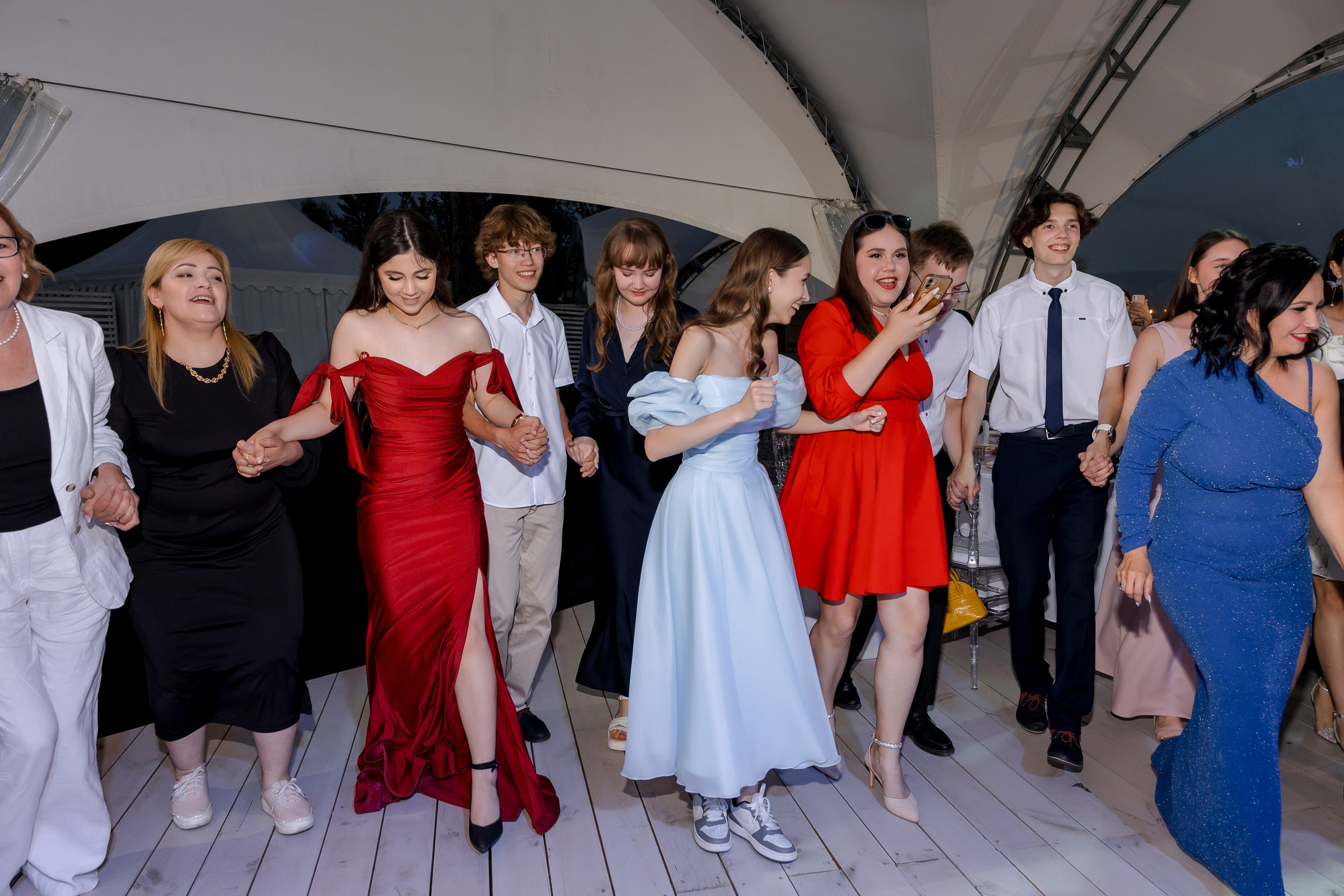 ВЫПУСКНОЙ White Place — Гимназия 52. Свадебный и семейный фотограф Динар Гильмутдинов