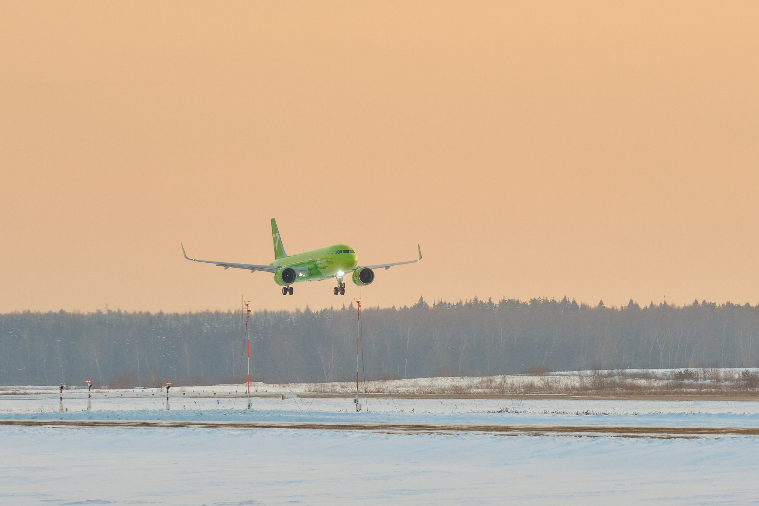 S7 Airlines. Aleksandr Kobtsev
