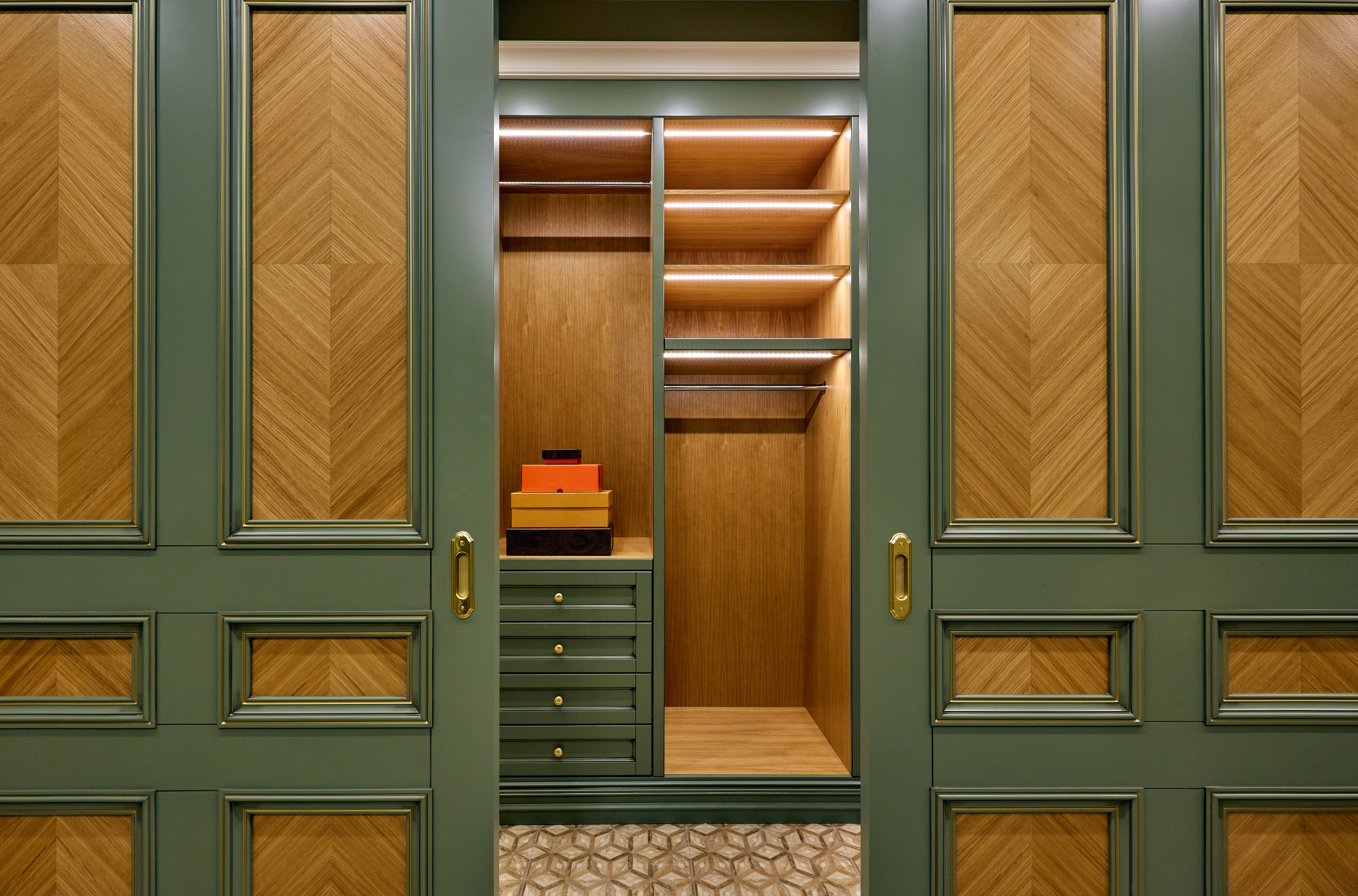 Interior photos. Aleksandr Kobtsev