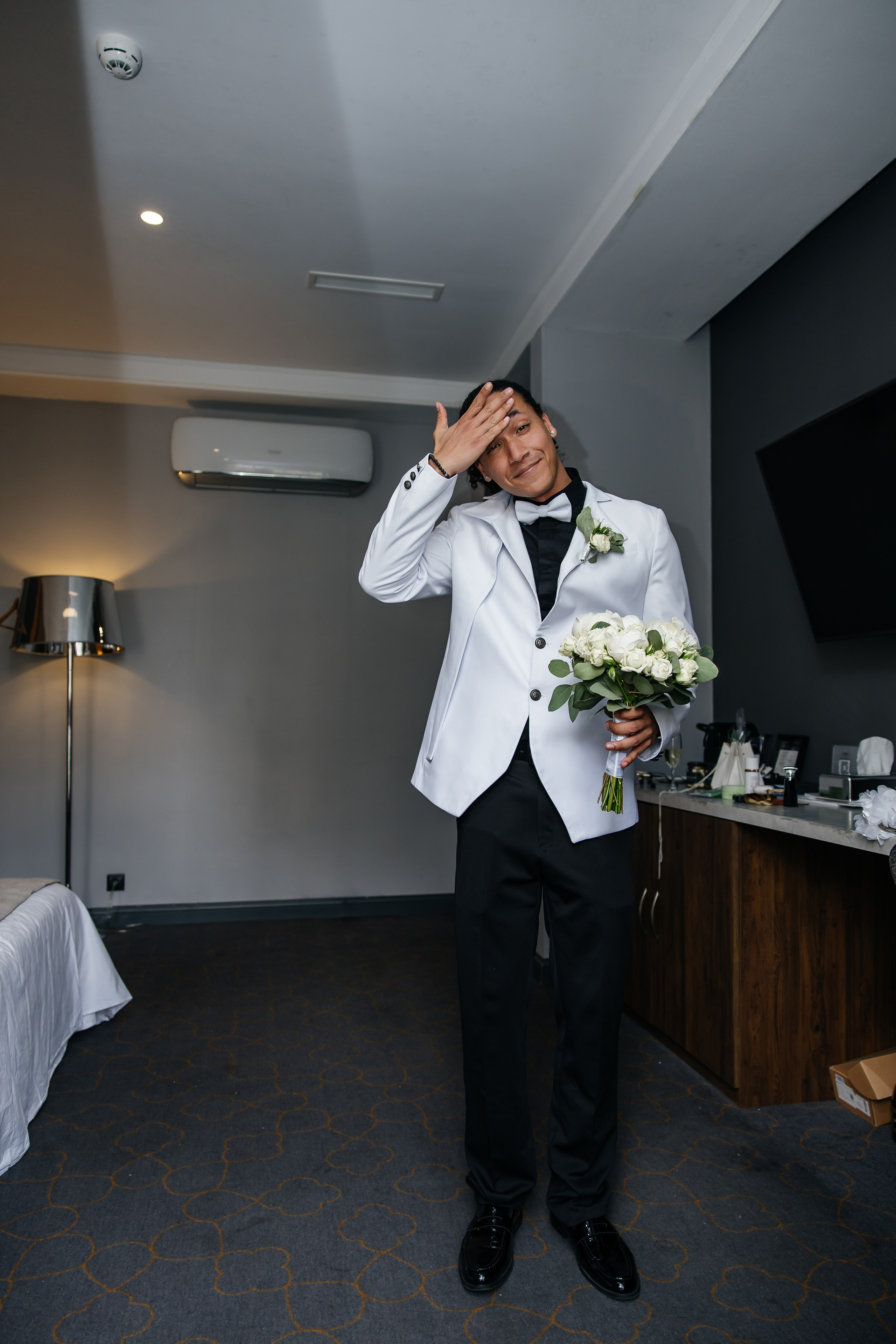 Сборы, прогулка, роспись. Фотограф, видеограф на свадьбу в Москве Никита Назаров