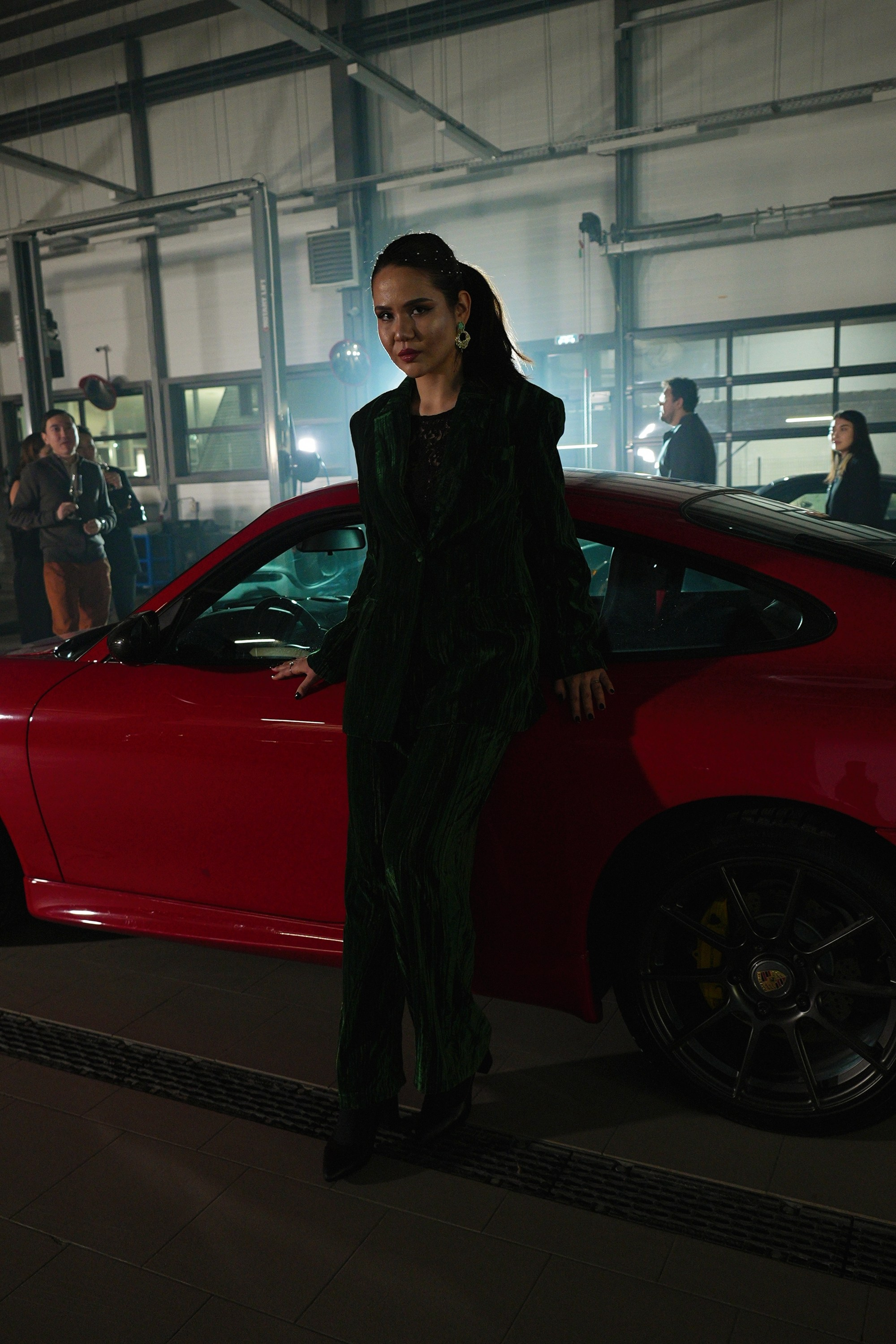 «Night in Salon» Porshe автосалон. Фотограф в Актобе Алексей Вагин