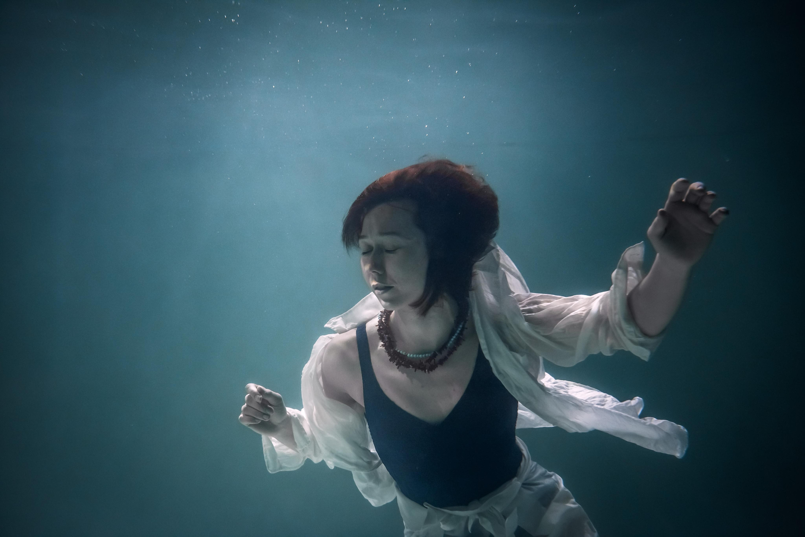 Под водой (18+). Фотограф в Москве Лера Юдина