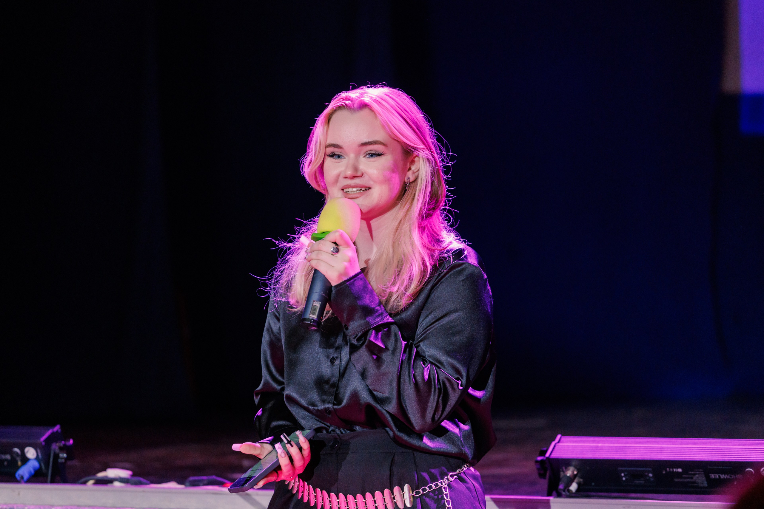 Поэтический вечер МАИ 2025. Фотограф в Москве Дмитрий Емельянов