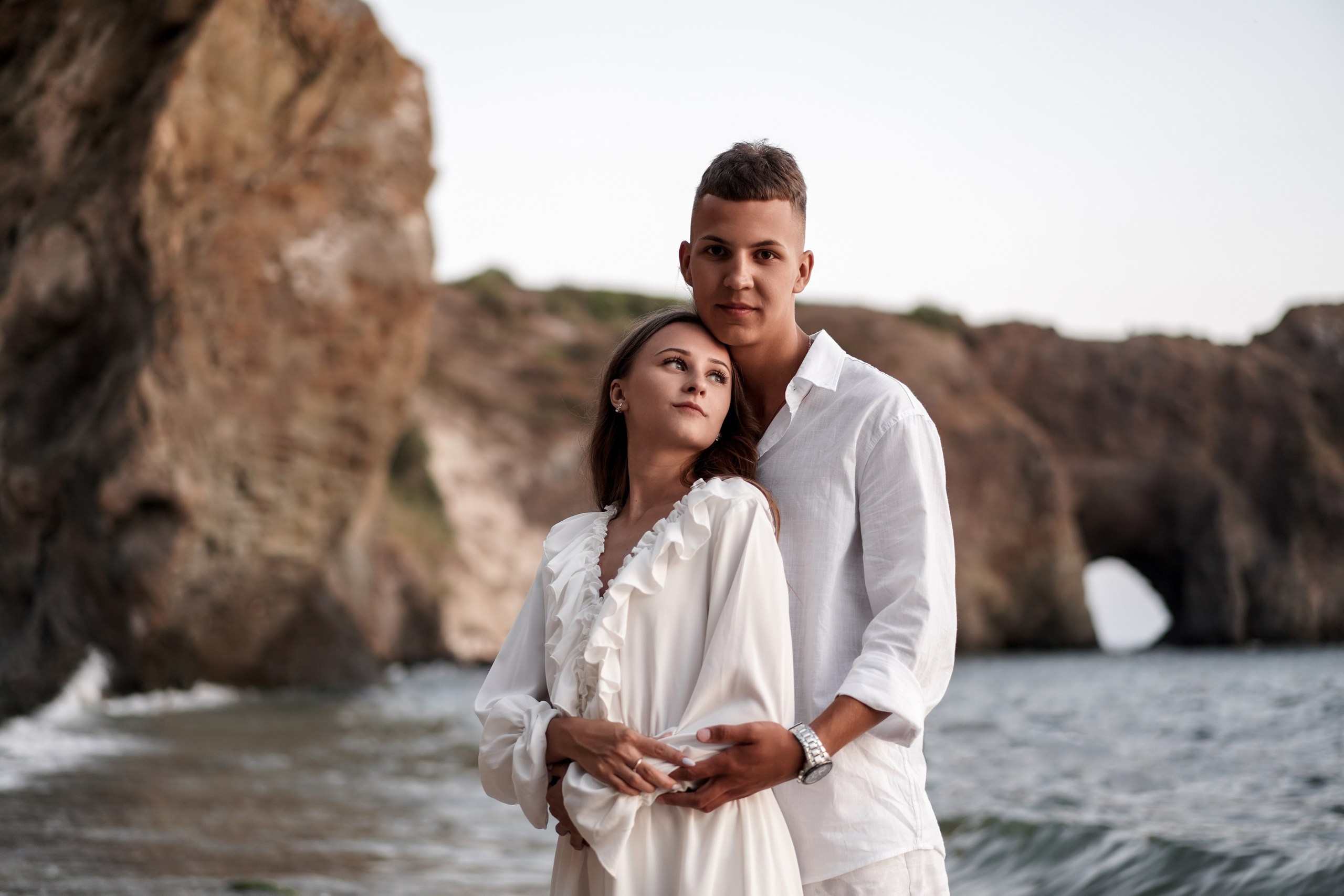 Парная фотосессия на пляже Грот Дианы в Крыму| Фотограф Ростов-на-Дону. Свадебный фотограф в Ростове-на-Дону. Таинство Крещения и Венчания, семейные фотосессии. Алёна Чёботова