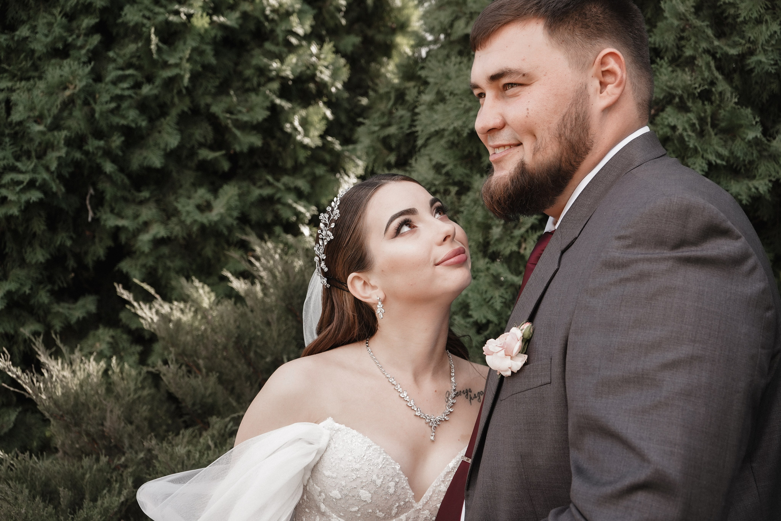 Свадебная фотосессия в Новочеркасске. Александровский парк и Вознесенский войсковой всеказачий собор. Андрей и Елена. Свадебный фотограф в Ростове-на-Дону. Таинство Крещения и Венчания, семейные фотосессии. Алёна Чёботова