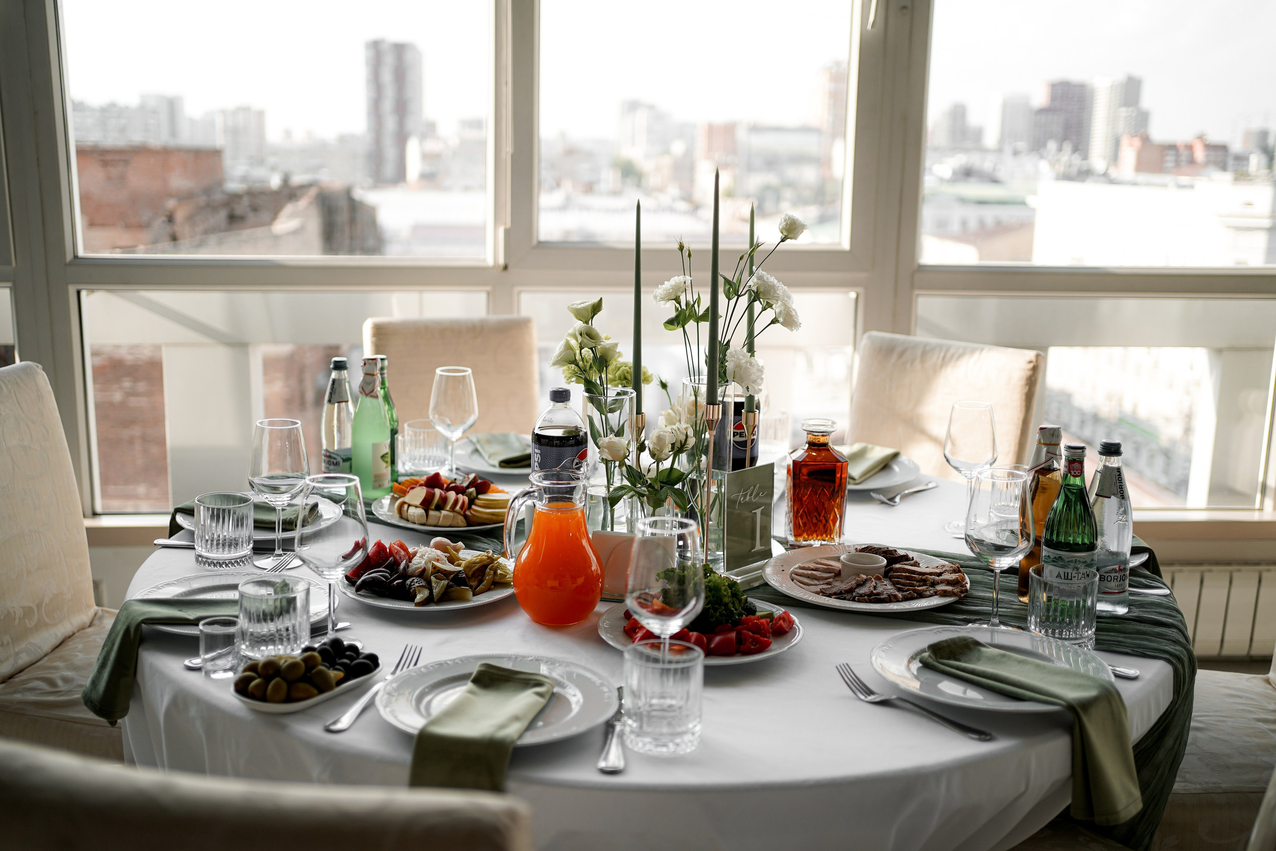 Банкет в ресторане «Европа». Свадебный фотограф в Ростове-на-Дону. Таинство Крещения и Венчания, семейные фотосессии. Алёна Чёботова