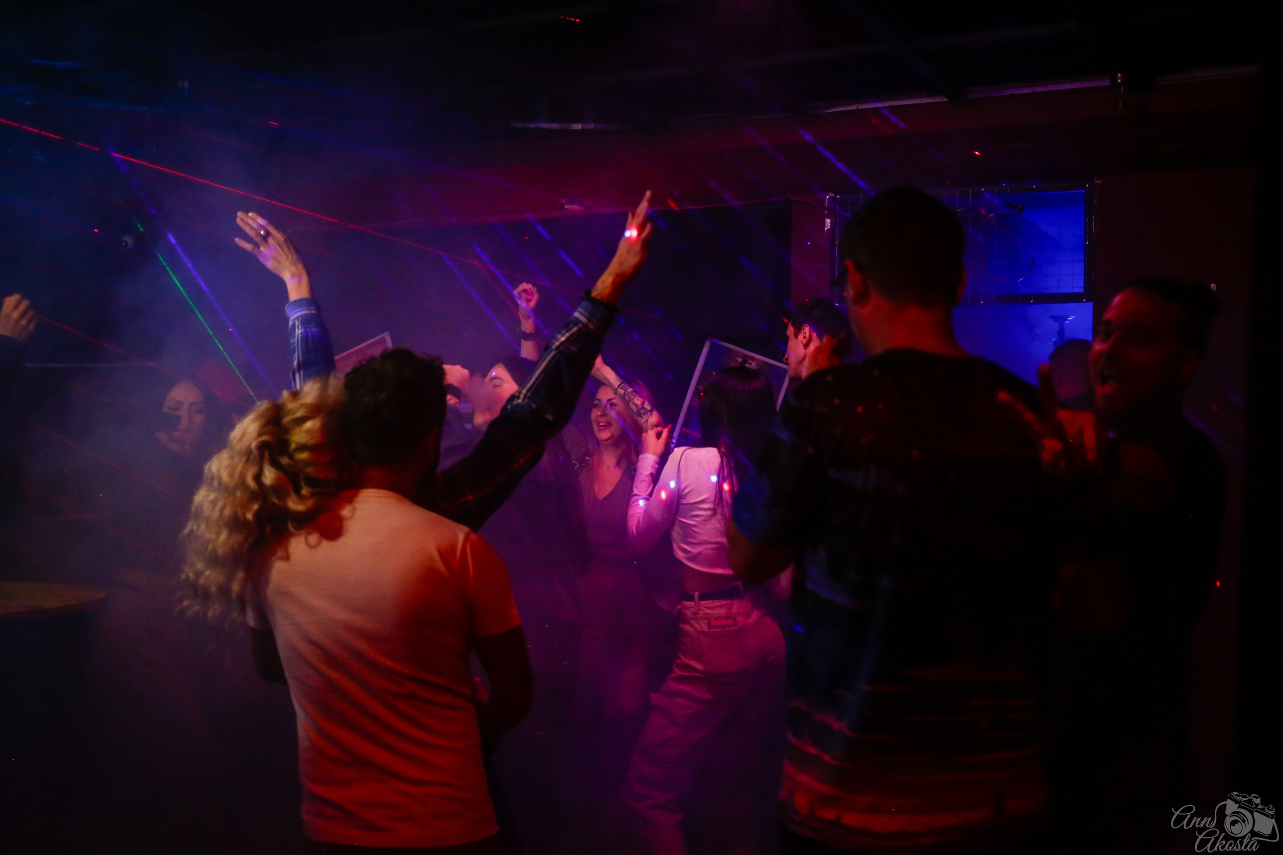 Фильм «Третья смена». Анна Акоста: фотограф в Санкт-Петербурге и Таганроге