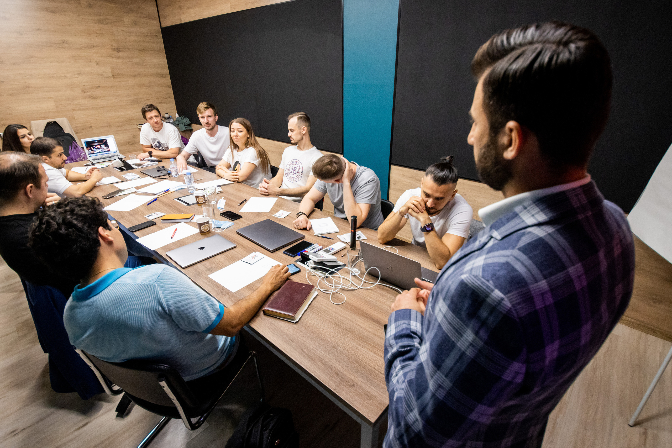 Бизнес-встречи/завтраки. Репортажный фотограф в Москве Юрьев Денис