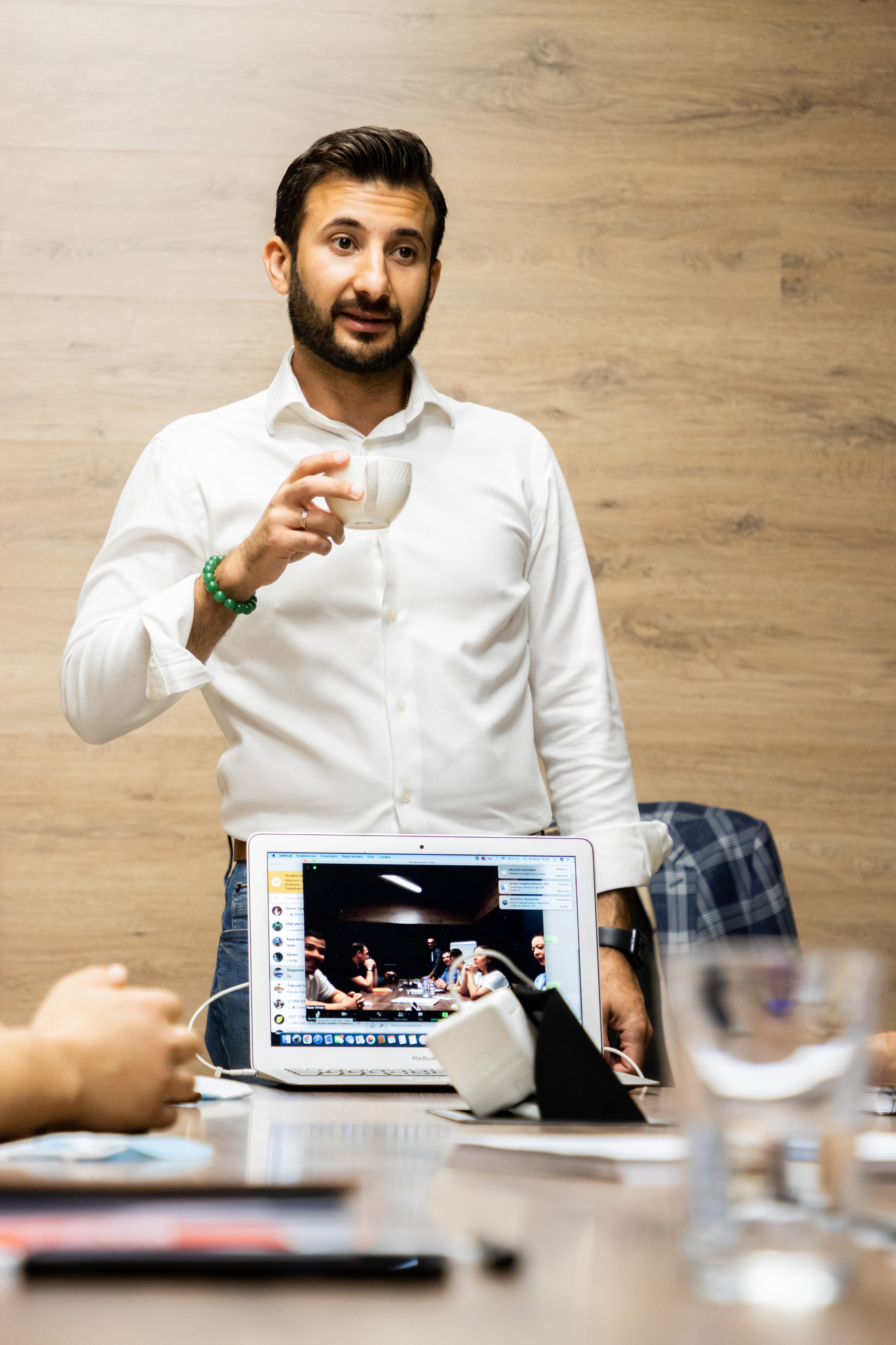Бизнес-встречи/завтраки. Репортажный фотограф в Москве Юрьев Денис