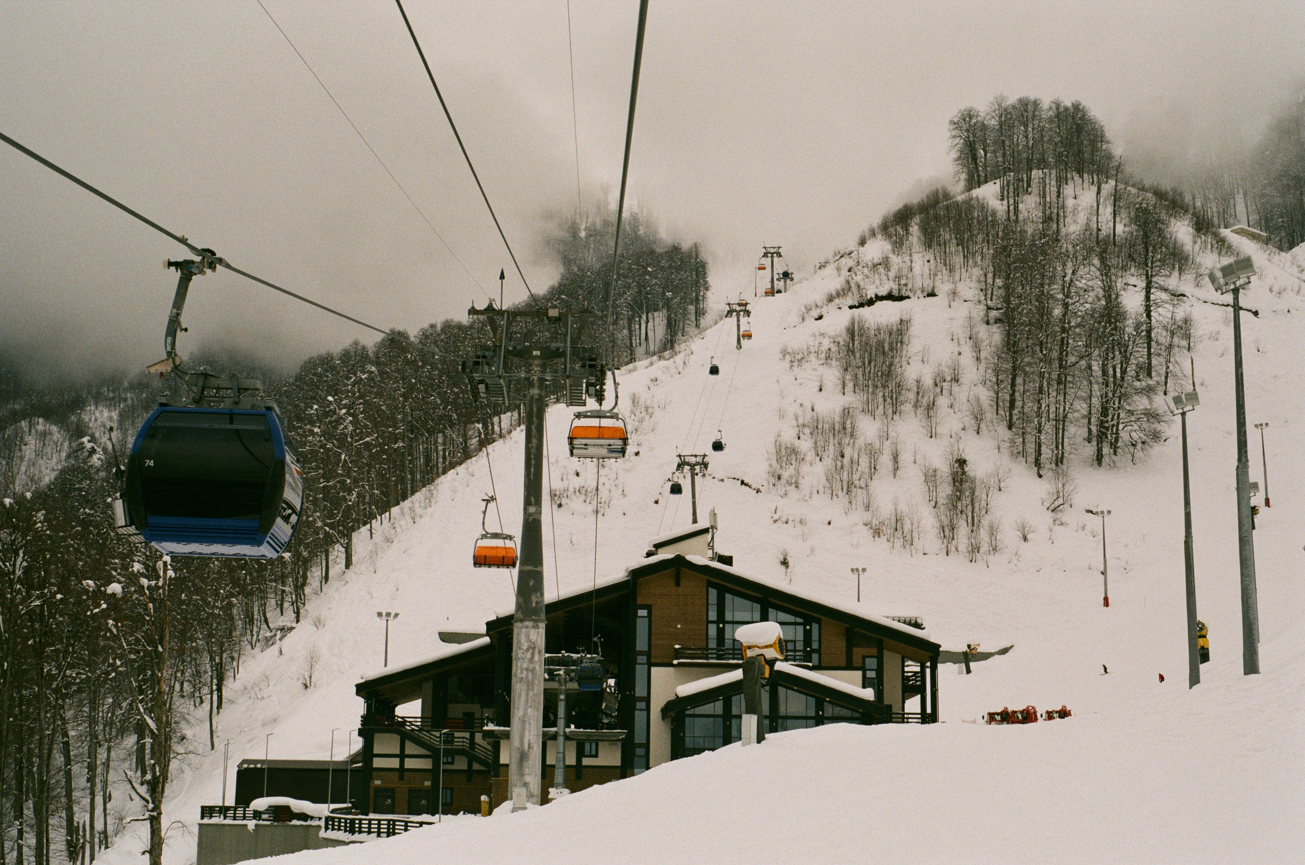 Плёночные фотографии. Репортажный фотограф в Москве Юрьев Денис