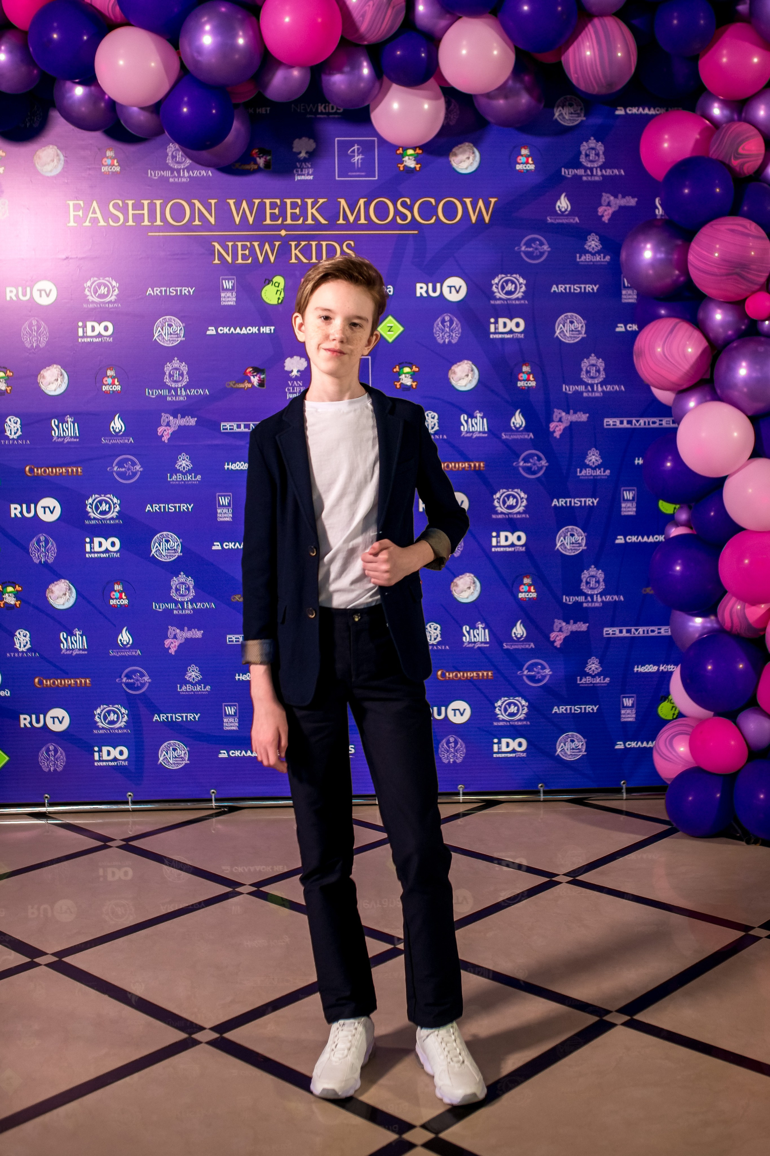 Показ Итальянской моды в России весна 2022. Женский фотограф Крещение Венчание Москва Брянск