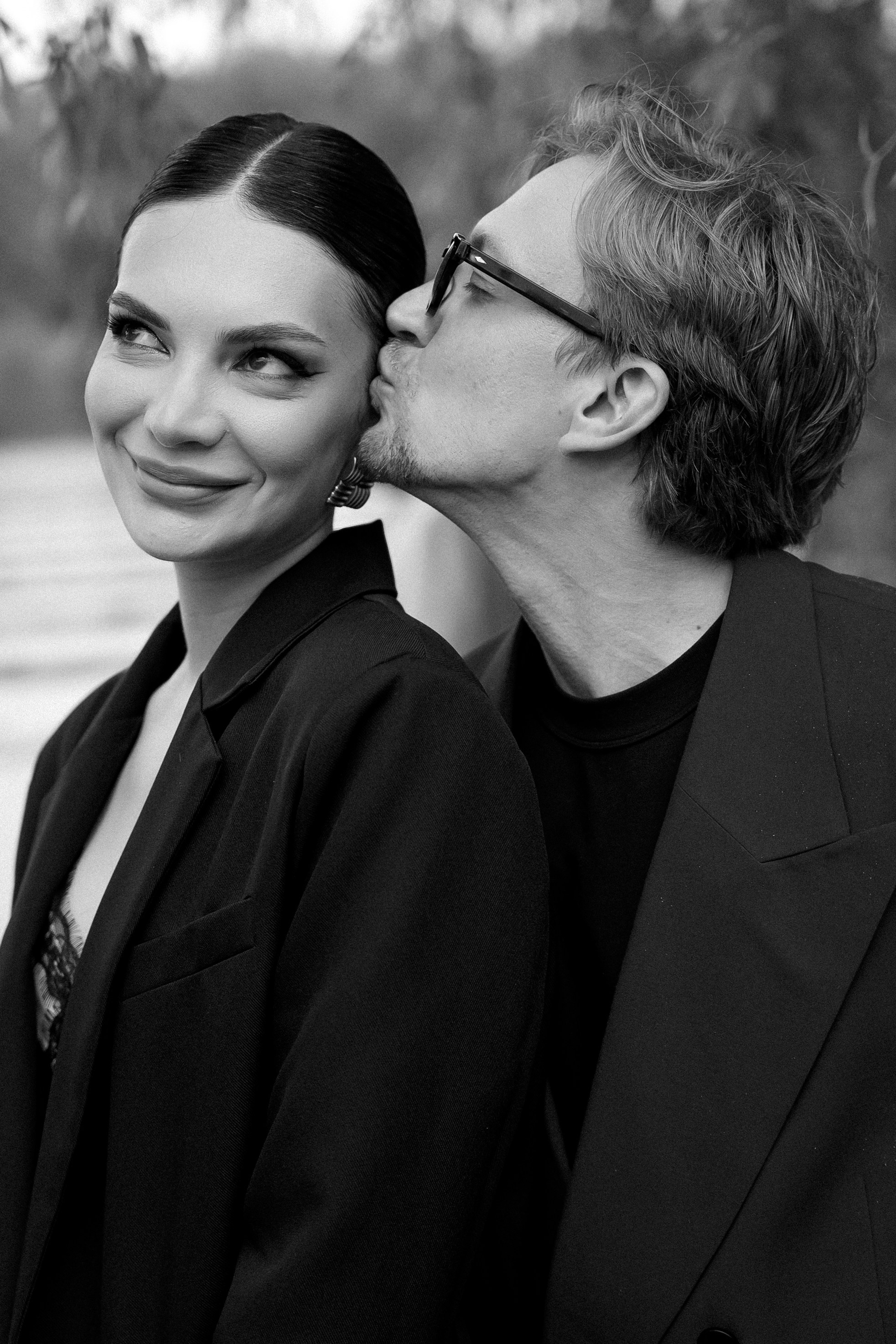 Майский Дождь. Полный день (сокращено). Семейный и портретный фотограф в Саратове Сахарова Маша