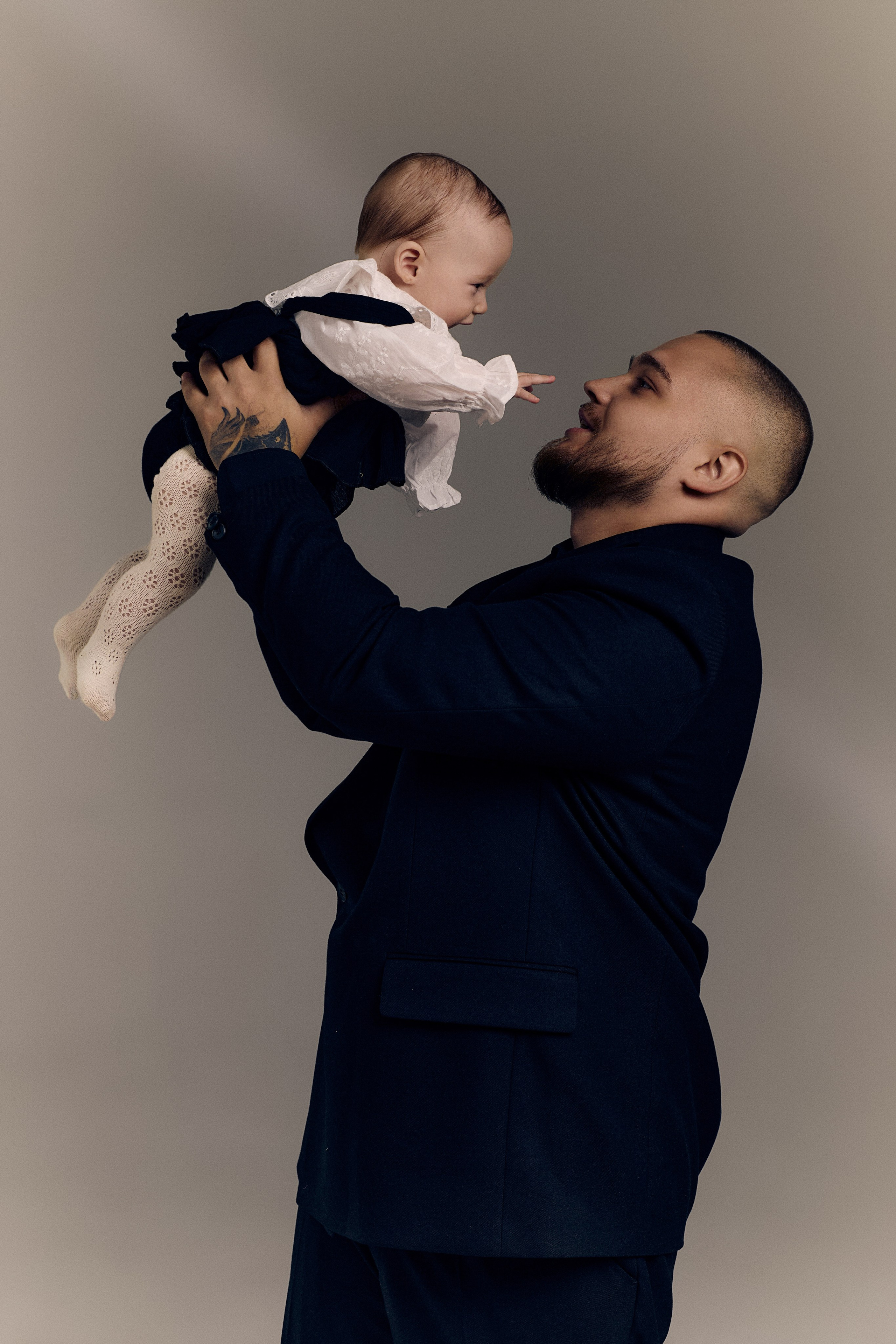 ANASTASIA & ANDREY & AVRORA. Ася Солопова, фотограф Тюмень