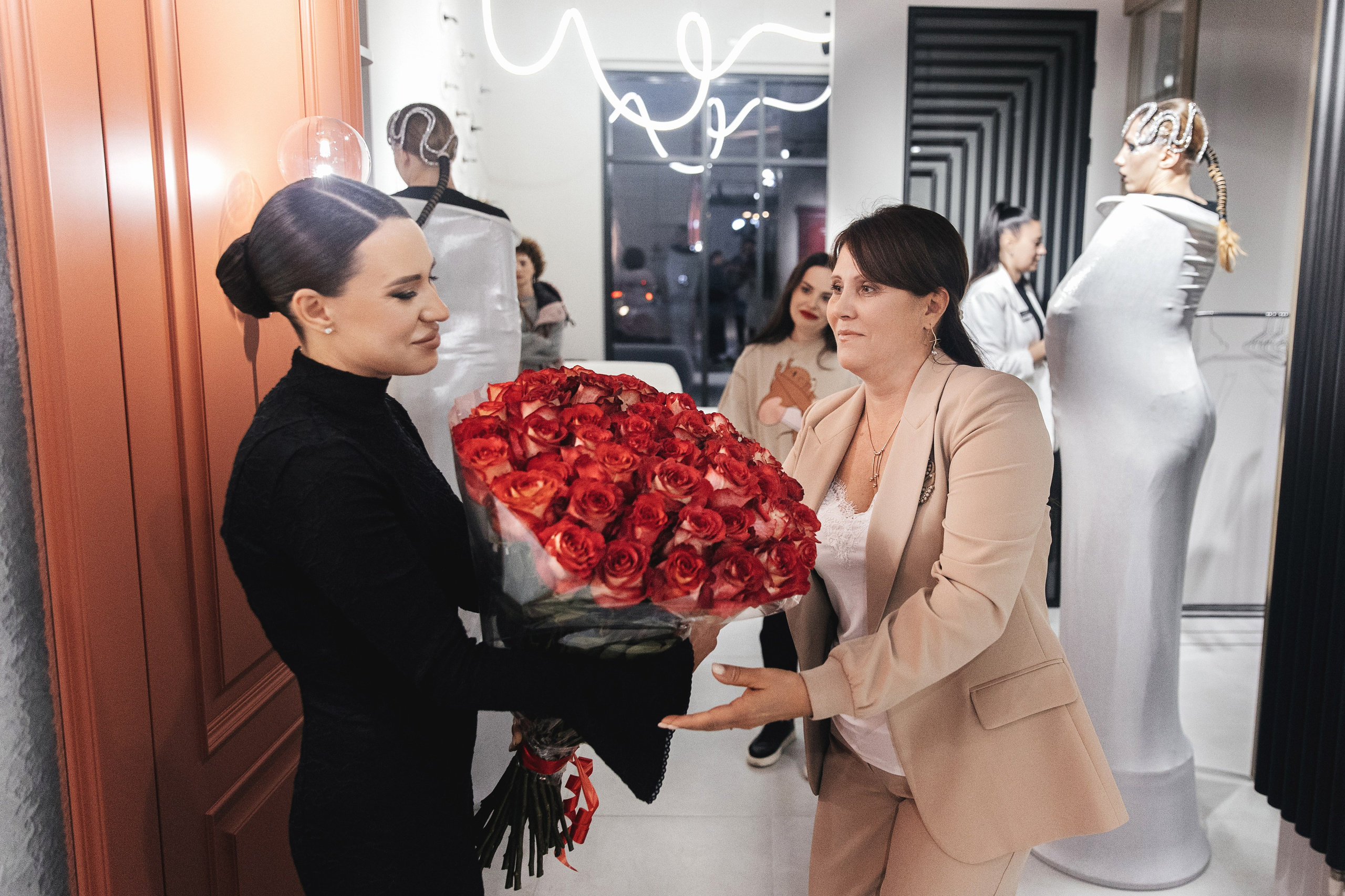 Салон Madera. Свадебный фотограф в Ростове-на-Дону Олег Майер