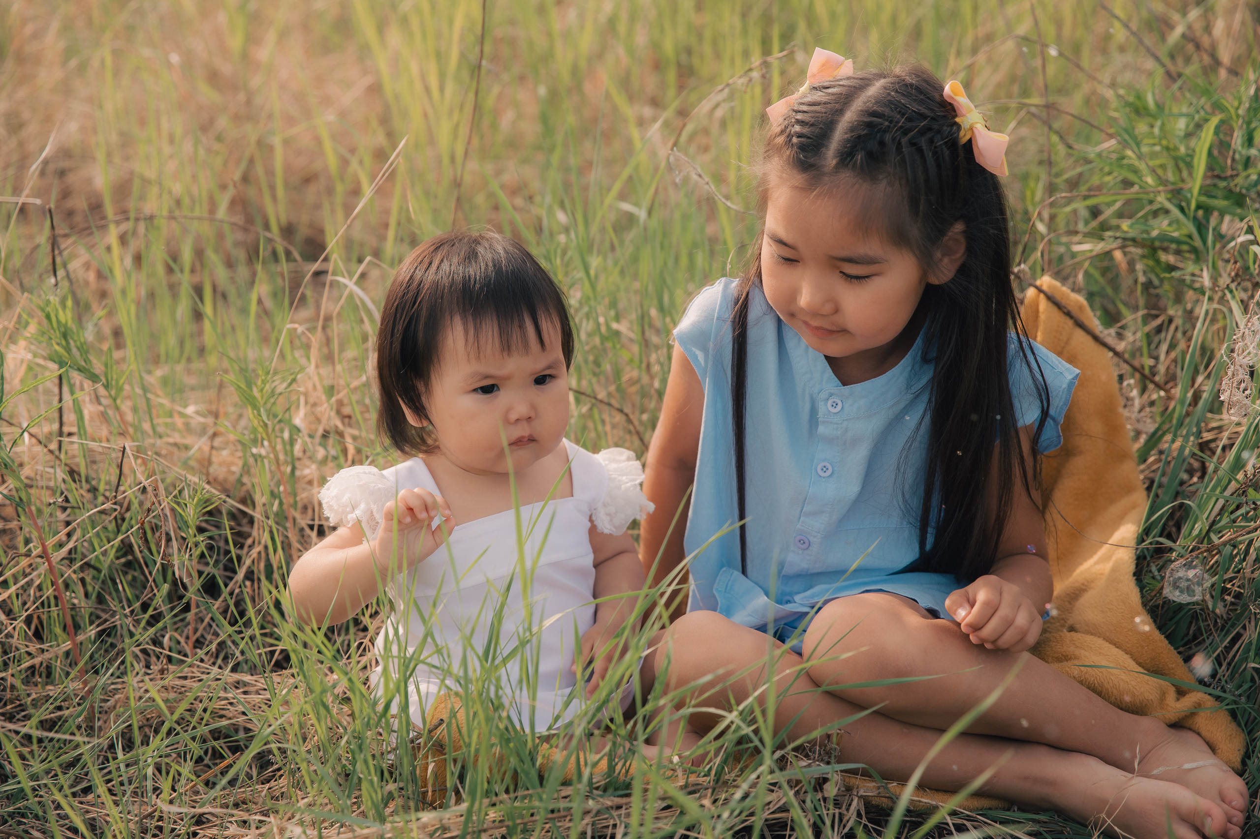 Виолетта и Мия. Воронистая Анастасия. Фотограф Якутия, Томпонский район