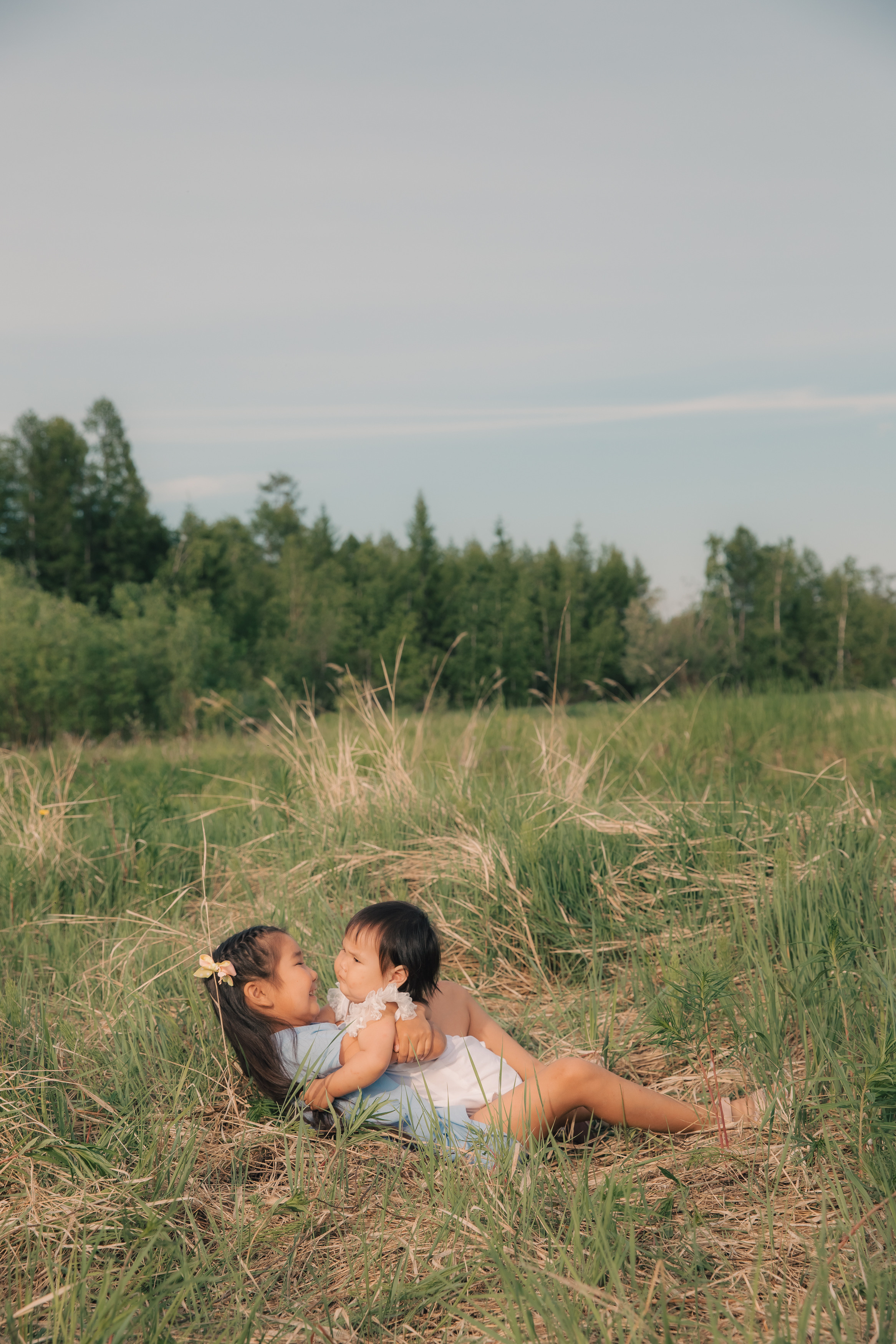 Виолетта и Мия. Воронистая Анастасия. Фотограф Якутия, Томпонский район