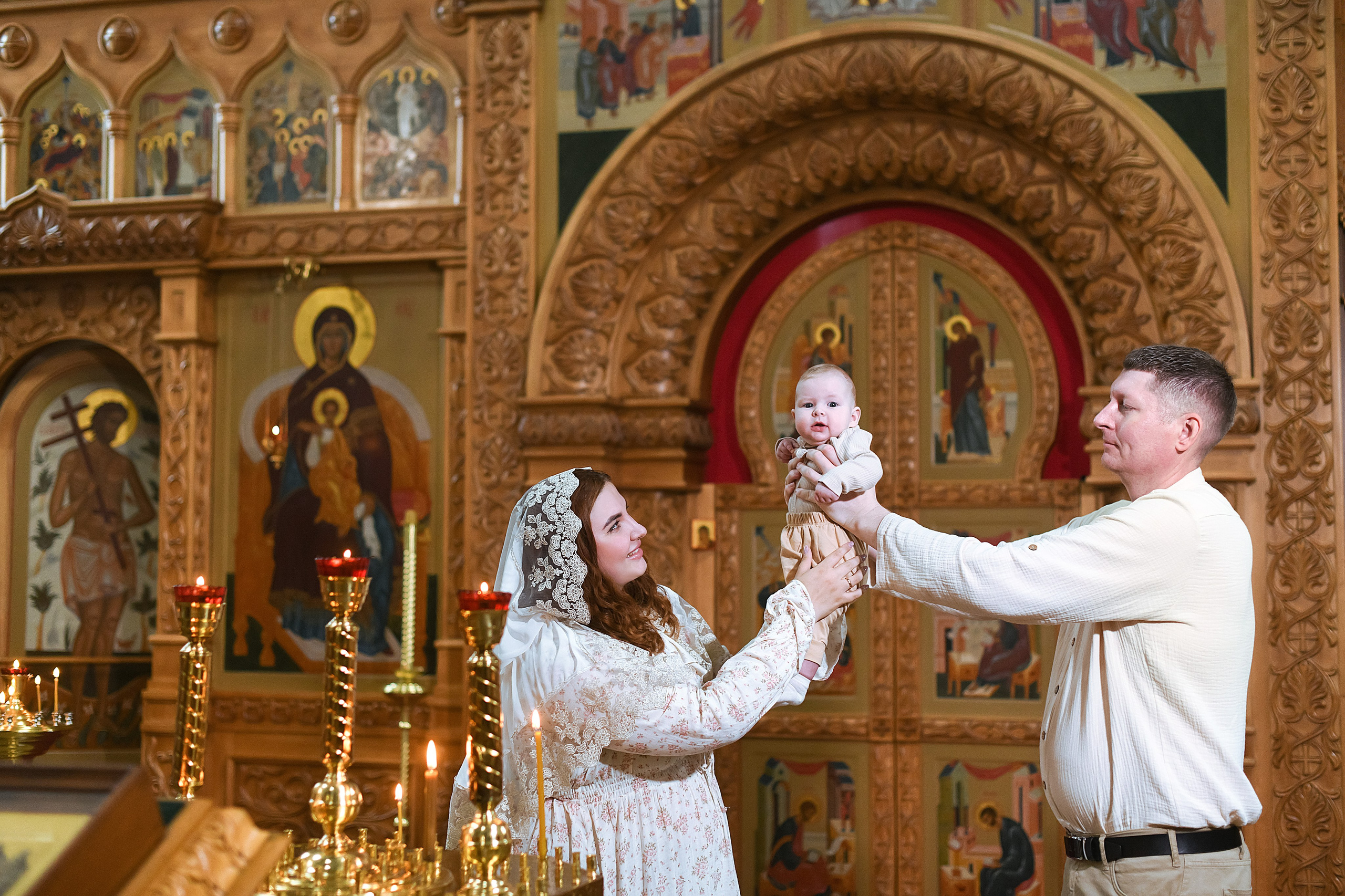 Крещение Лев. Фотограф на крещение, венчание Галина Борисова. Москва и МО