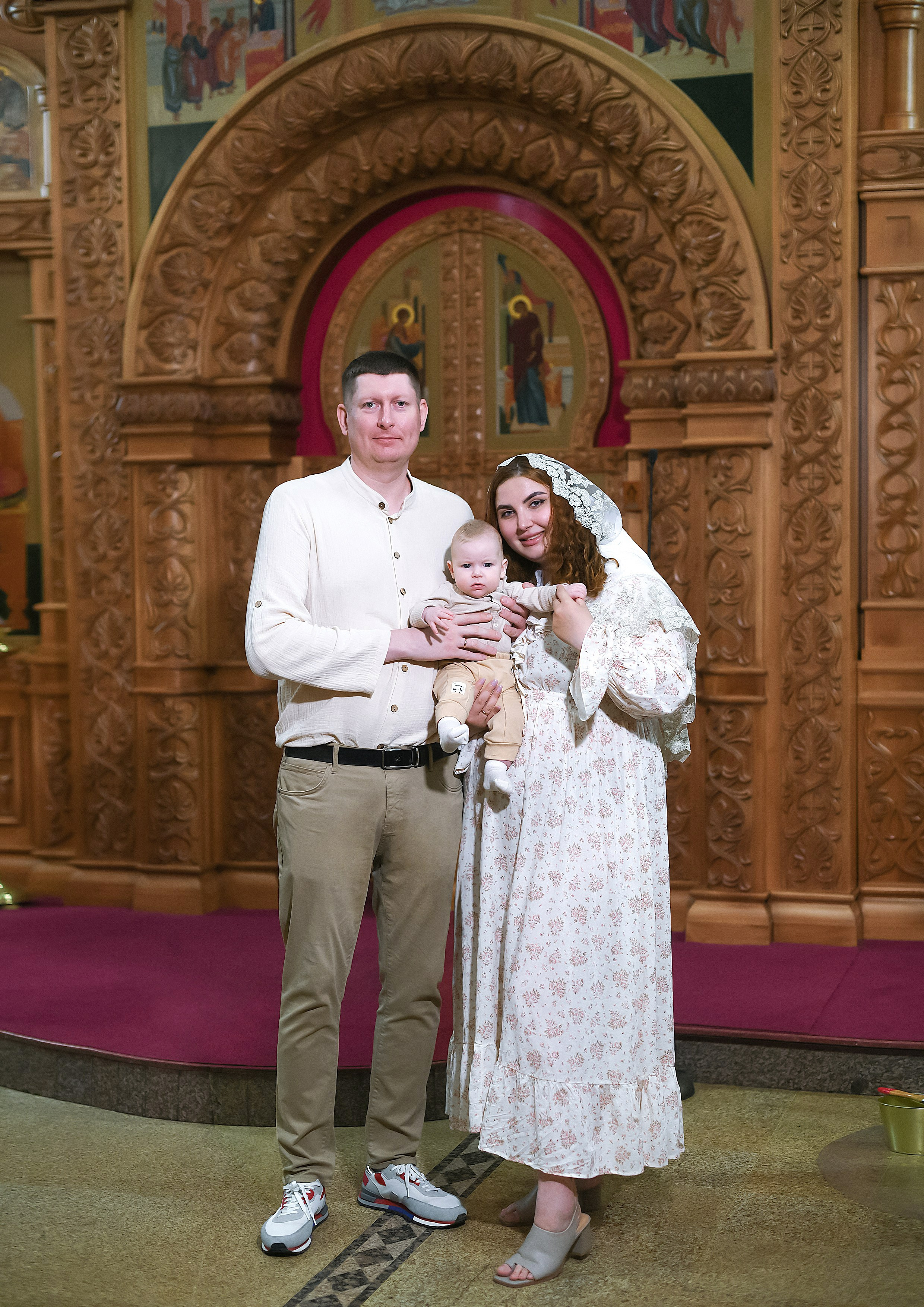 Крещение Лев. Фотограф на крещение, венчание Галина Борисова. Москва и МО