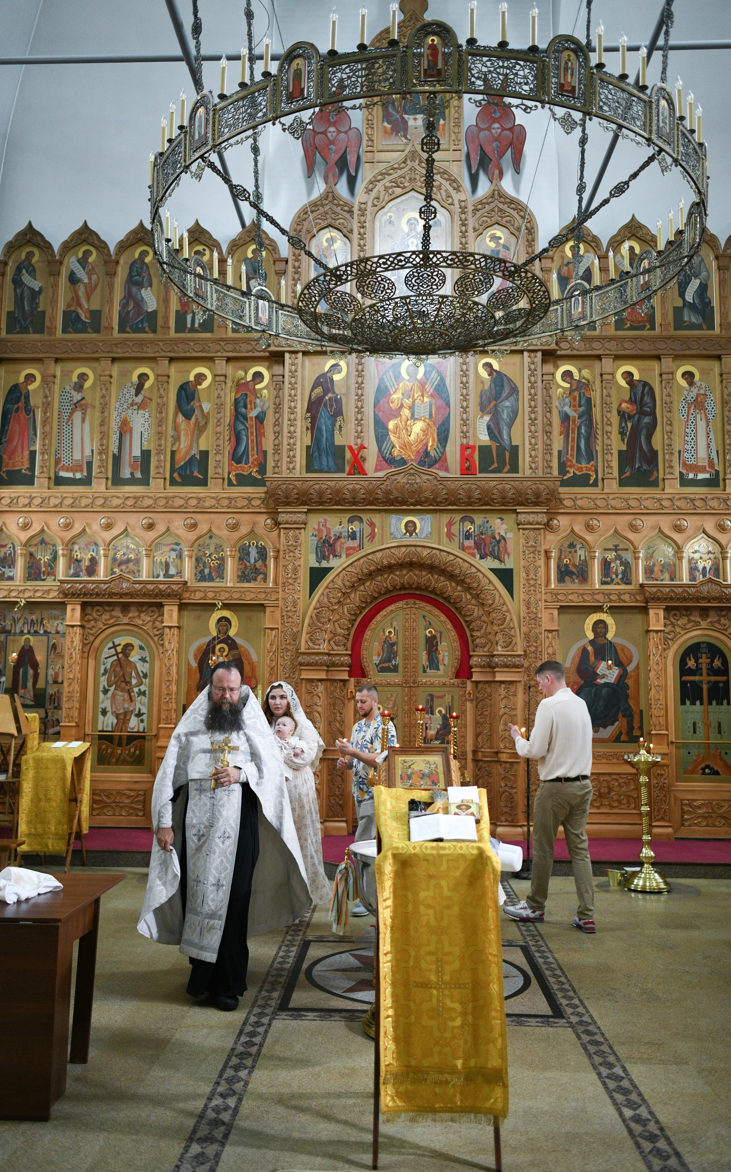 Крещение Лев. Фотограф на крещение, венчание Галина Борисова. Москва и МО