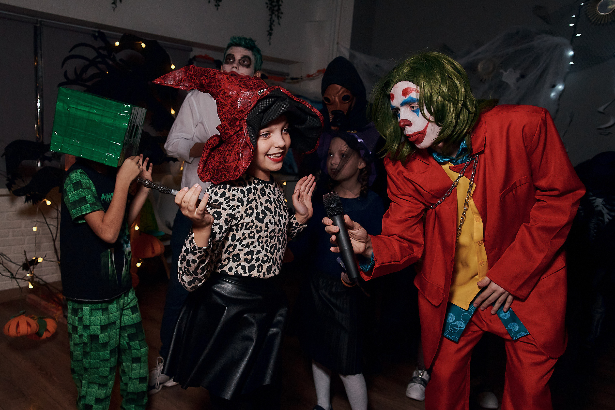 Хеллоуинская вечеринка в лофте. Фотограф Москва Софа Ревчук