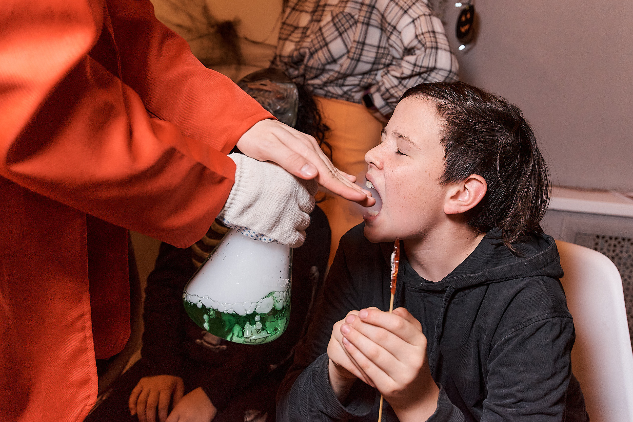 Хеллоуинская вечеринка в лофте. Фотограф Москва Софа Ревчук