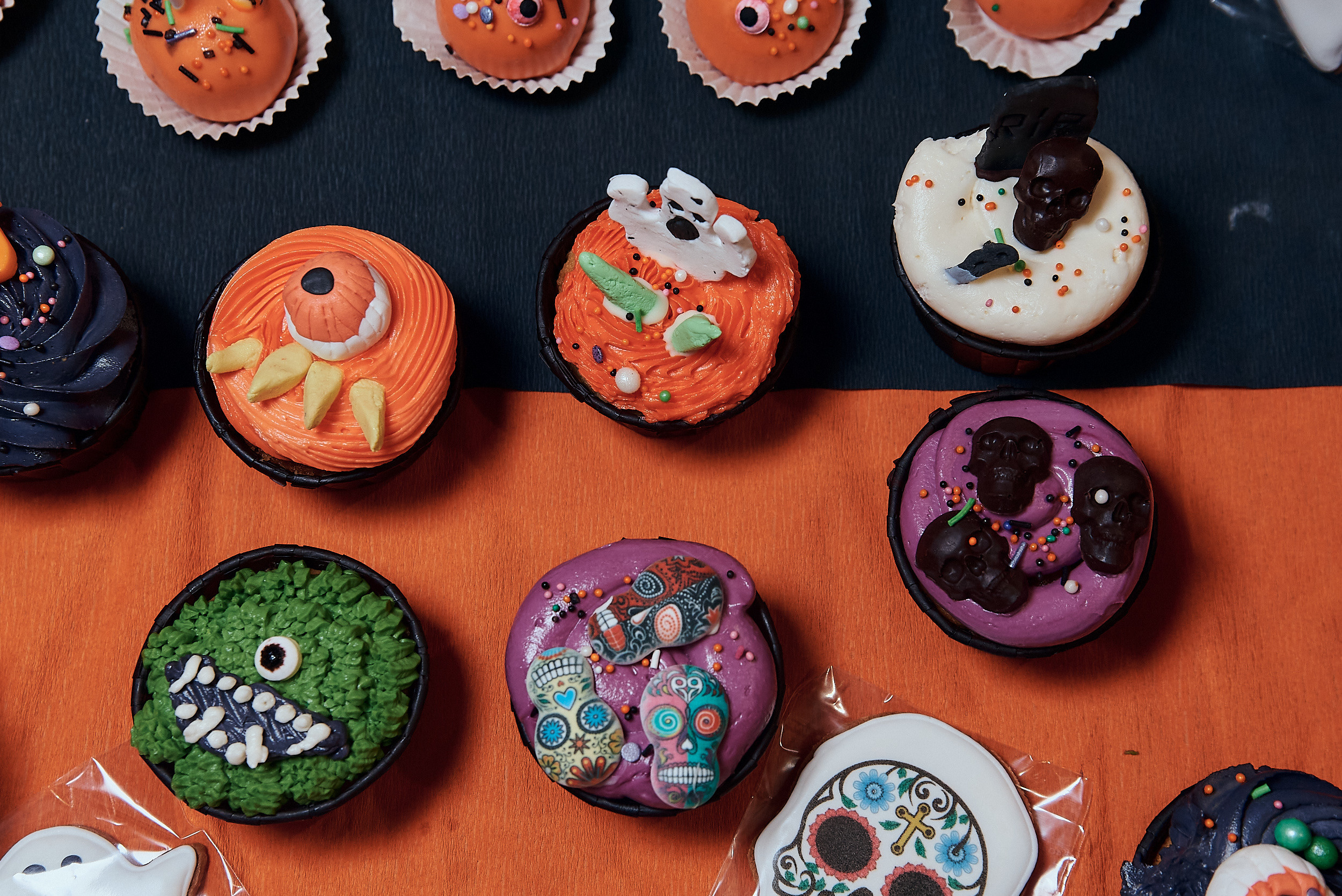 Хеллоуинская вечеринка в лофте. Фотограф Москва Софа Ревчук