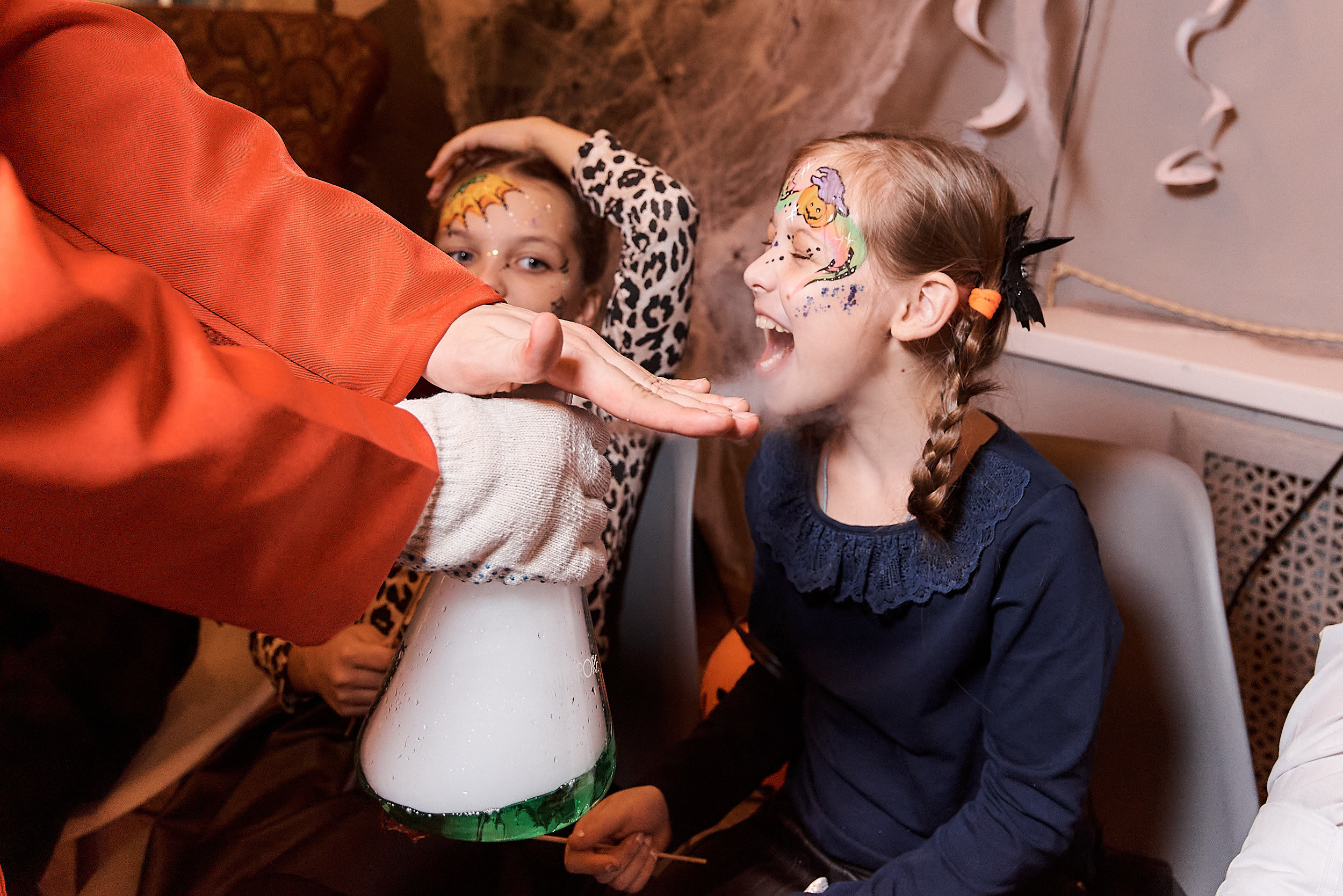 Хеллоуинская вечеринка в лофте. Фотограф Москва Софа Ревчук