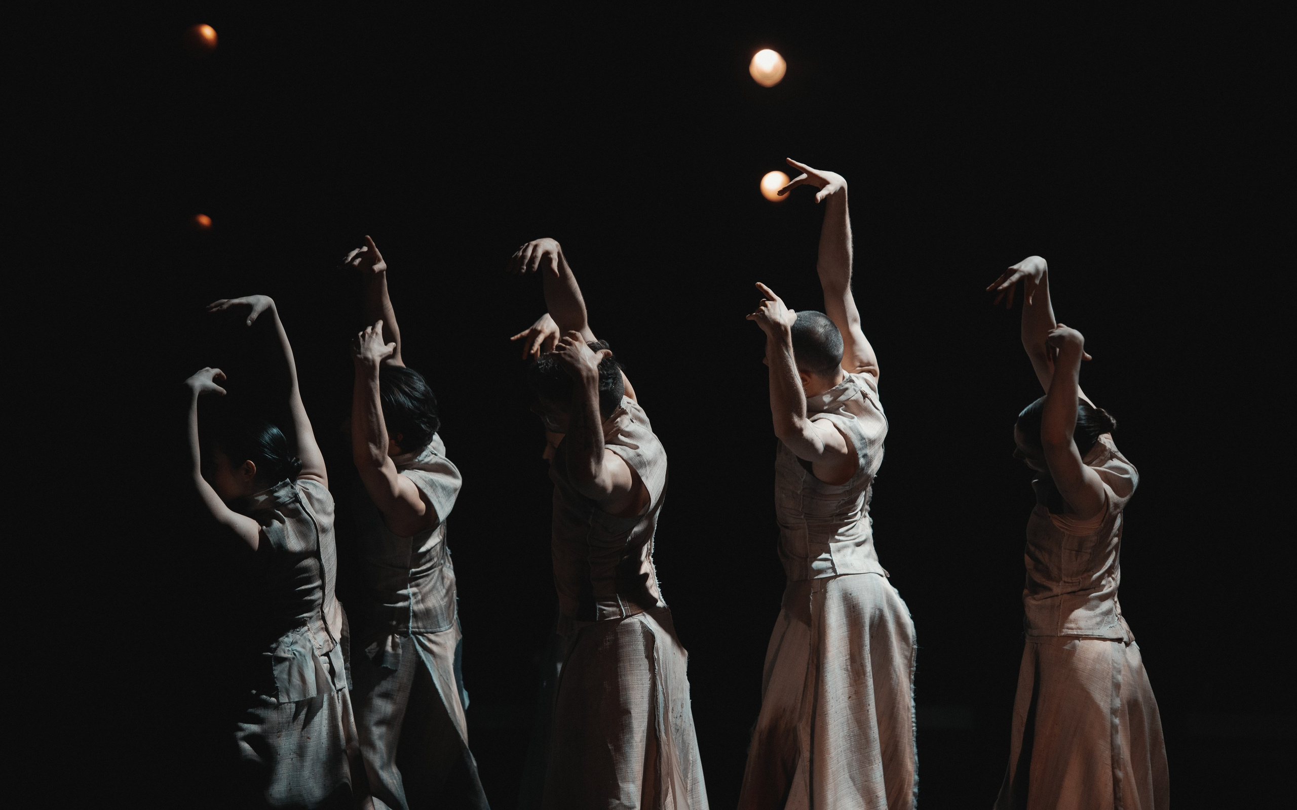 Context DianaVishneva: «Икона» — хор. Рима Пипоян. Театральный фотограф в Санкт-Петербурге Дмитрий Скареднов